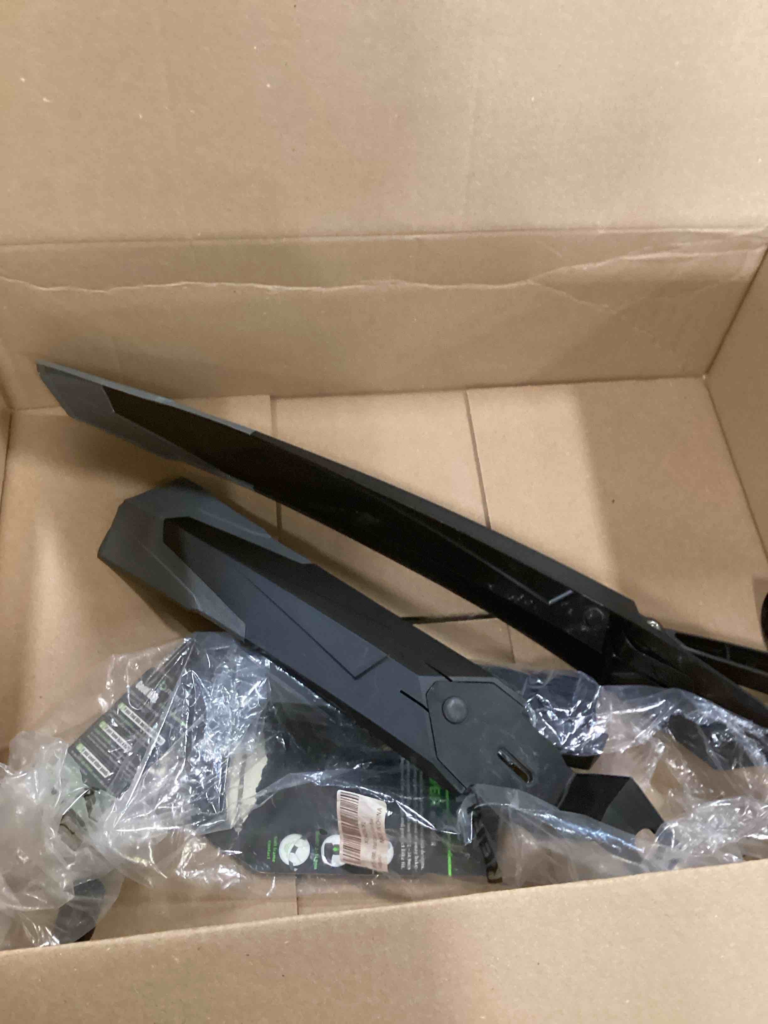 https://s3.amazonaws.com/lotting-images-prod/bidfta/YEL6471427_1718884734614.jpeg