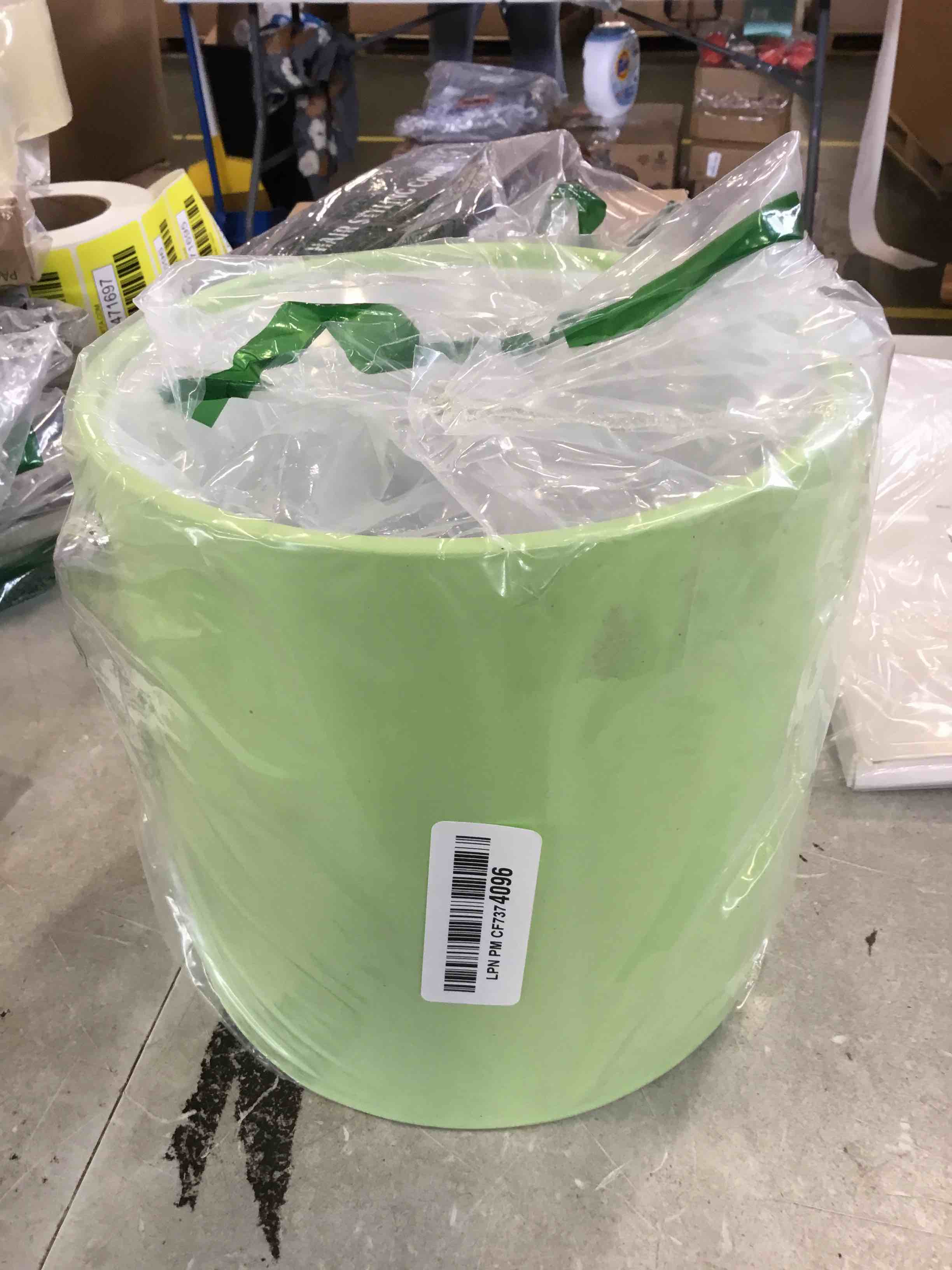 Kraftware Bartenders Choice Fun Colors Collection Ice Bucket 3-Quart, Black, Double Wall Construction, Keep Ice Perfectly Chilled, Hotel Ice Bucket, Guest Room Bar Area Ice Bucket, Bale Handle