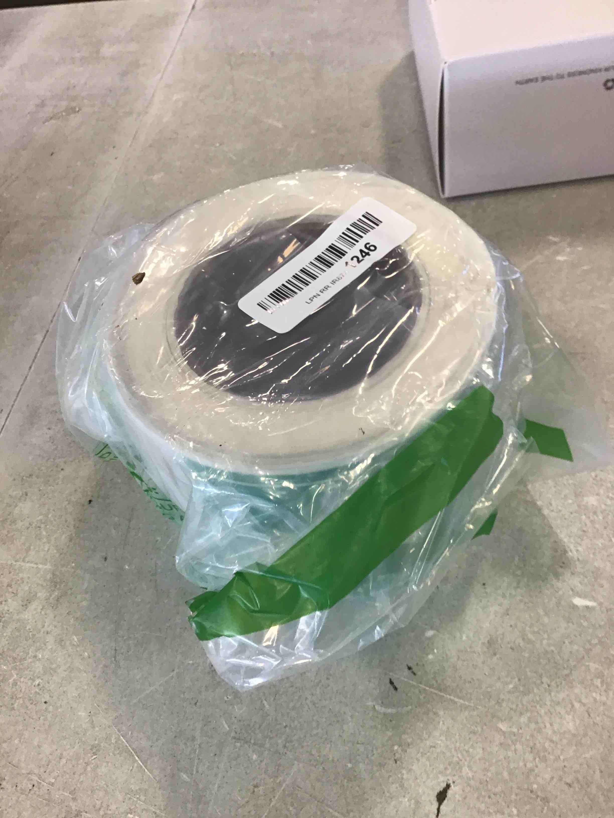 https://s3.amazonaws.com/lotting-images-prod/bidfta/YEL6471876_1717681336598.jpeg