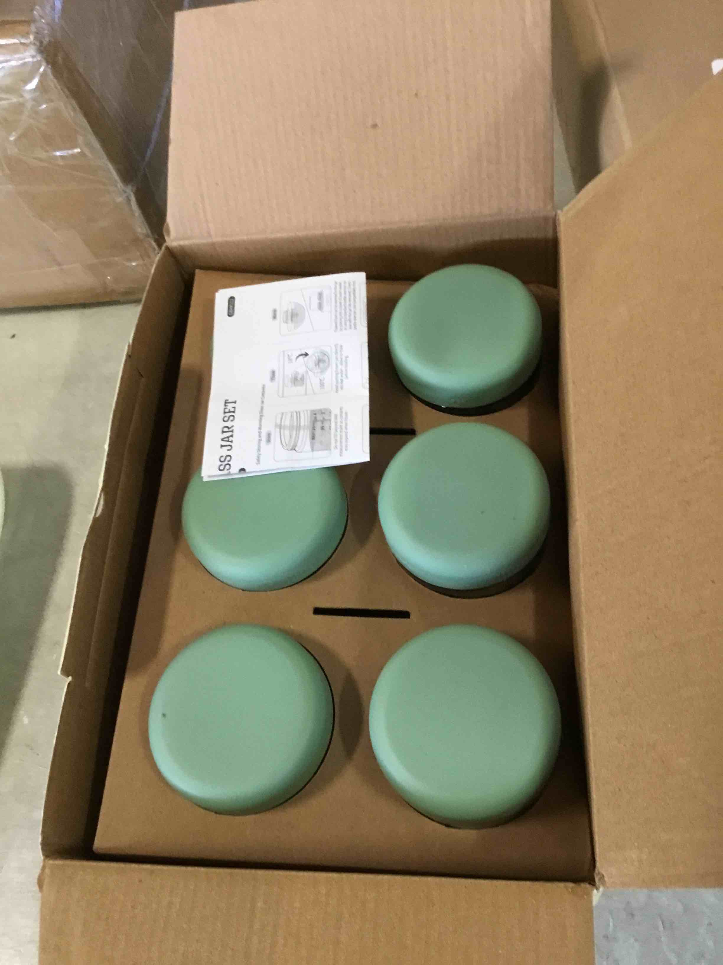 https://s3.amazonaws.com/lotting-images-prod/bidfta/YEL6472244_1717766474925.jpeg