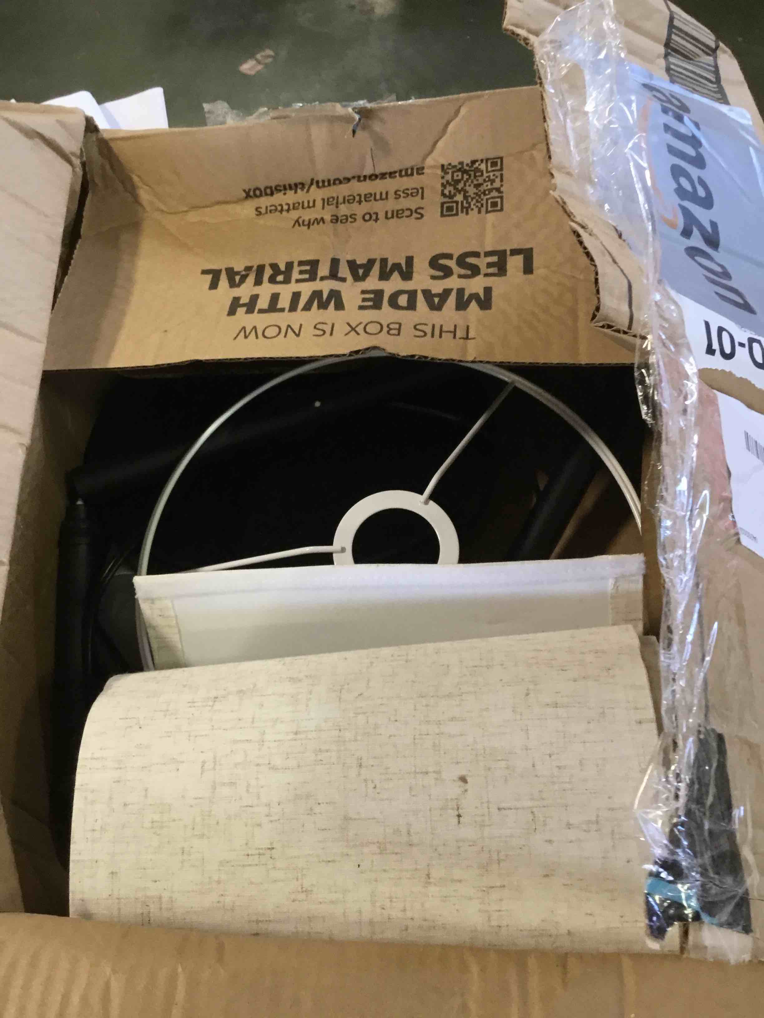 https://s3.amazonaws.com/lotting-images-prod/bidfta/YEL6472368_1717779790496.jpeg