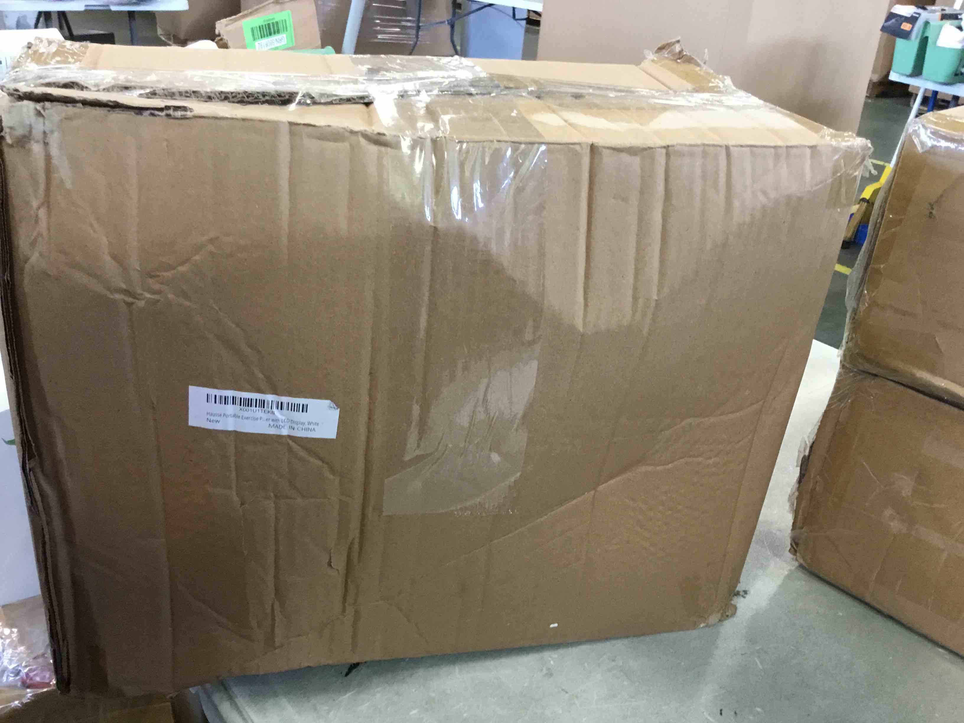 https://s3.amazonaws.com/lotting-images-prod/bidfta/YEL6472880_1718124868515.jpeg