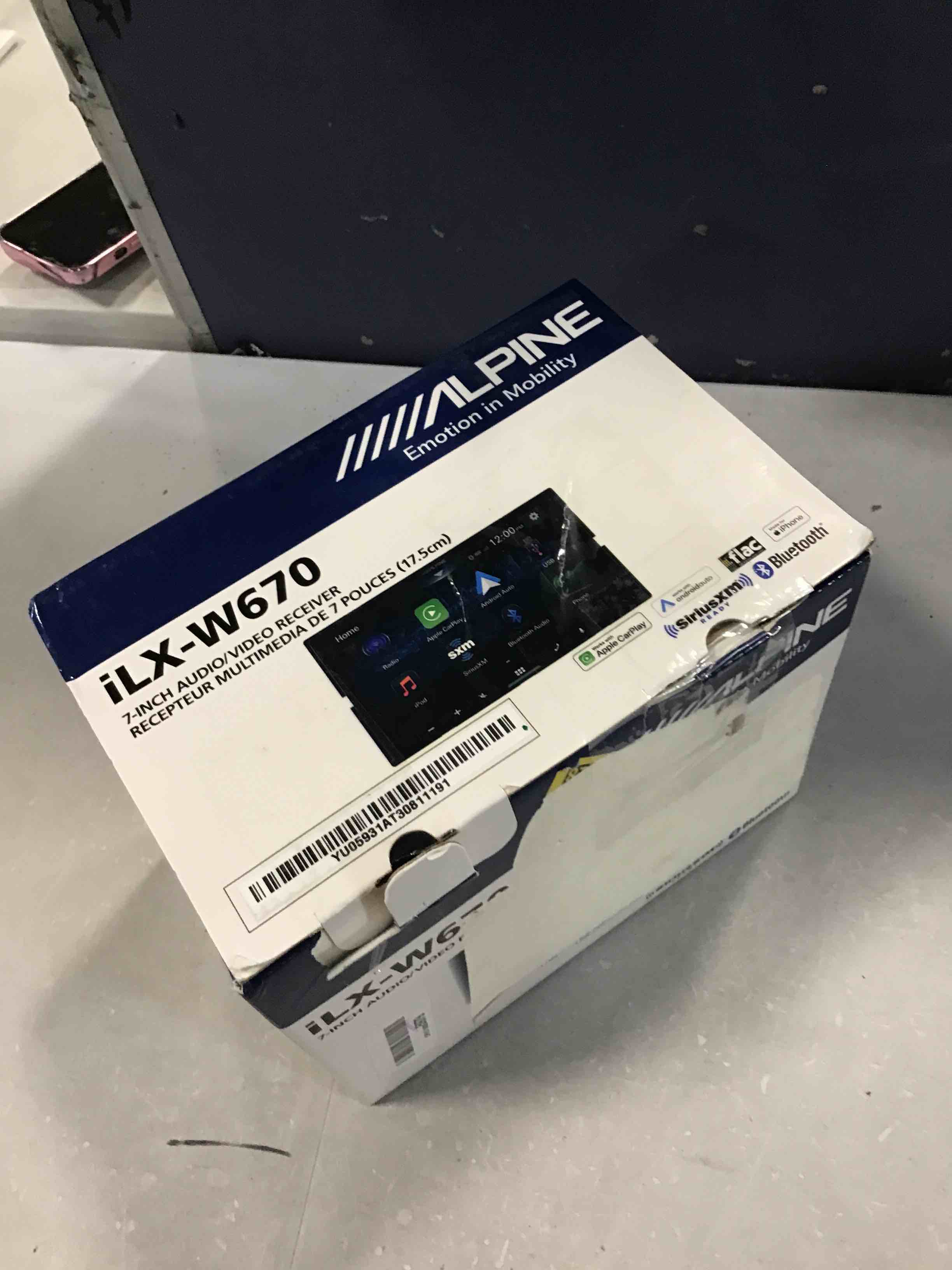 https://s3.amazonaws.com/lotting-images-prod/bidfta/YEL6473103_1717772765600.jpeg