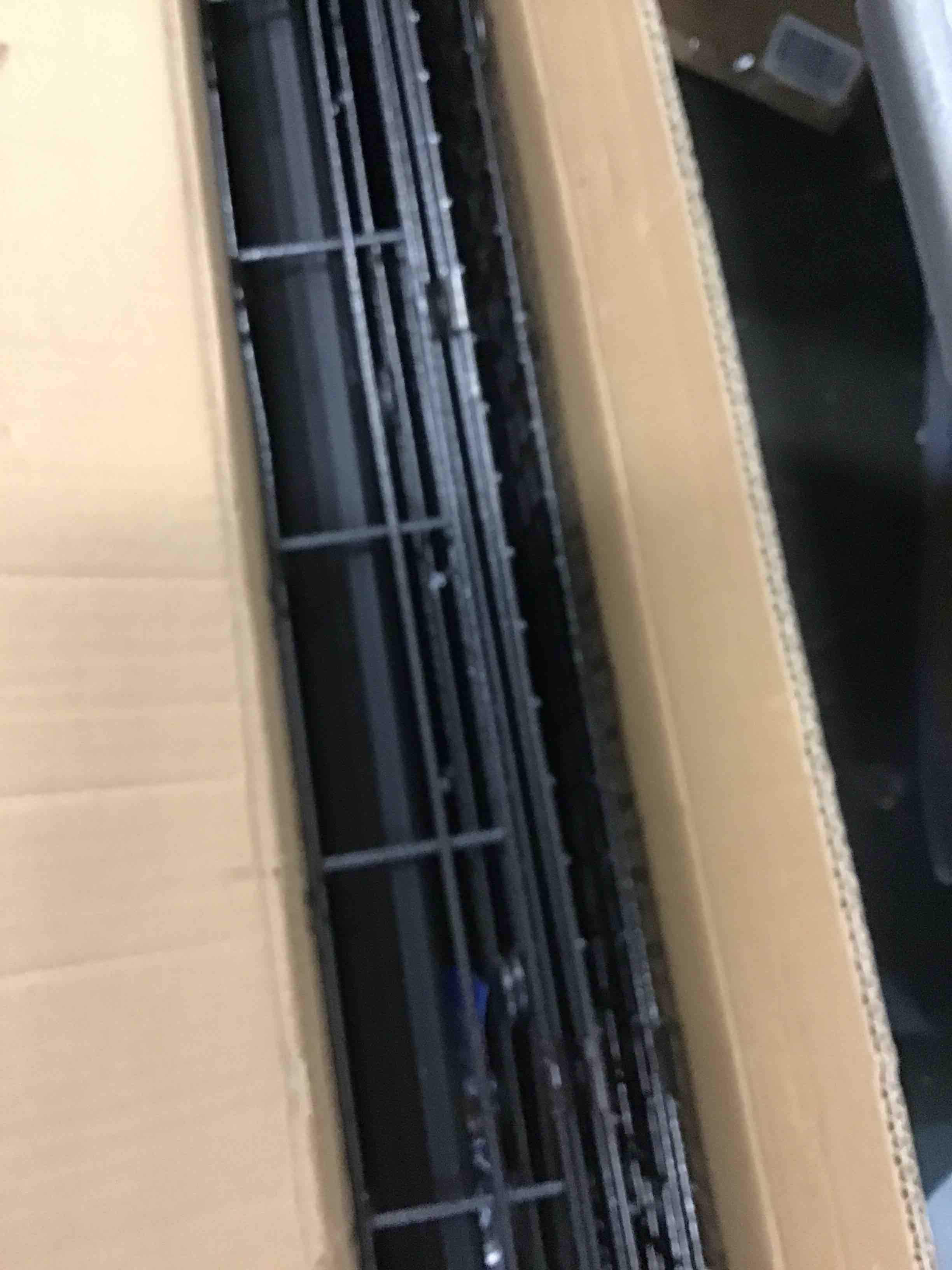 https://s3.amazonaws.com/lotting-images-prod/bidfta/YEL6473711_1718115915344.jpeg