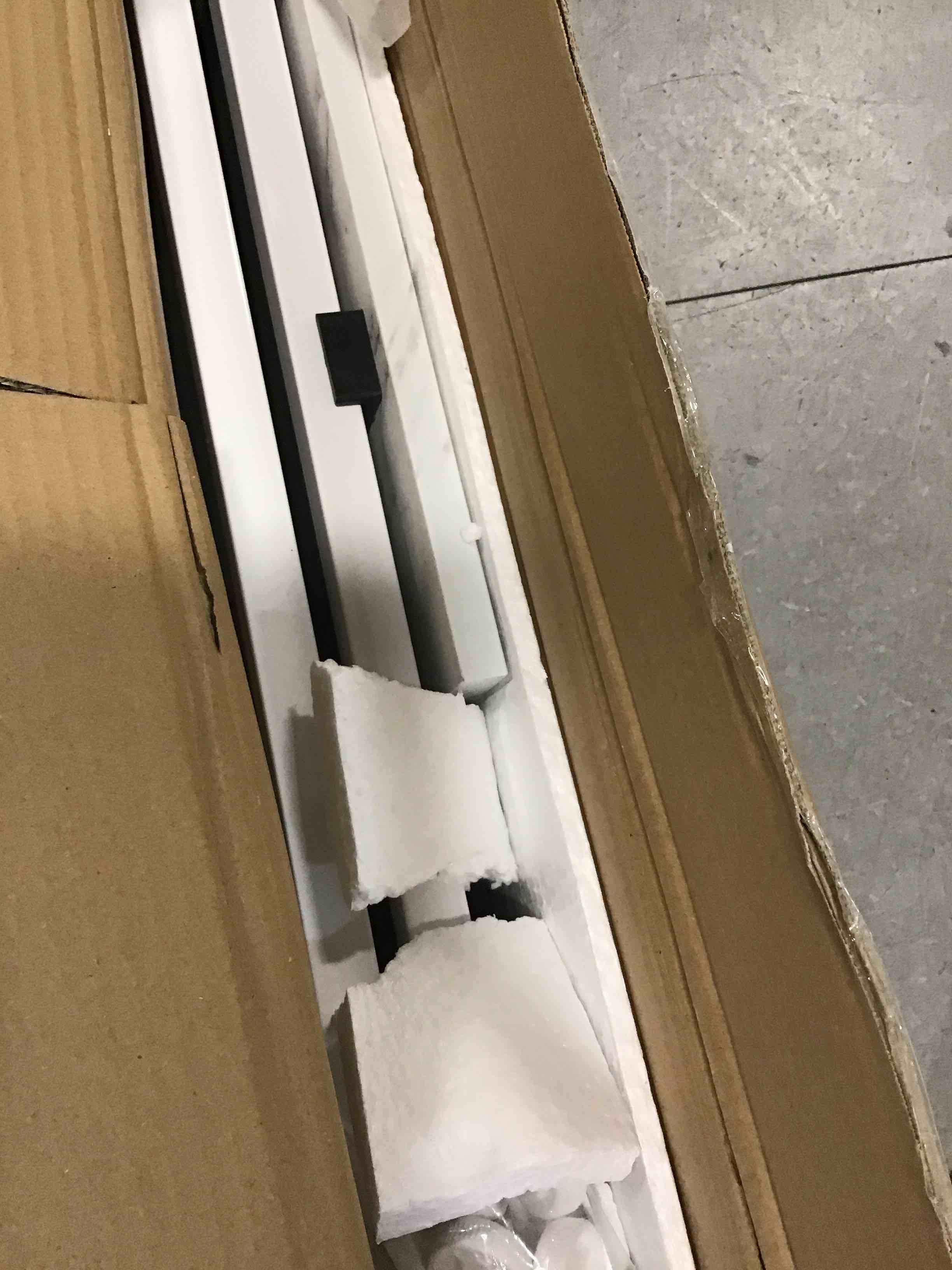 https://s3.amazonaws.com/lotting-images-prod/bidfta/YEL6473829_1718131410809.jpeg