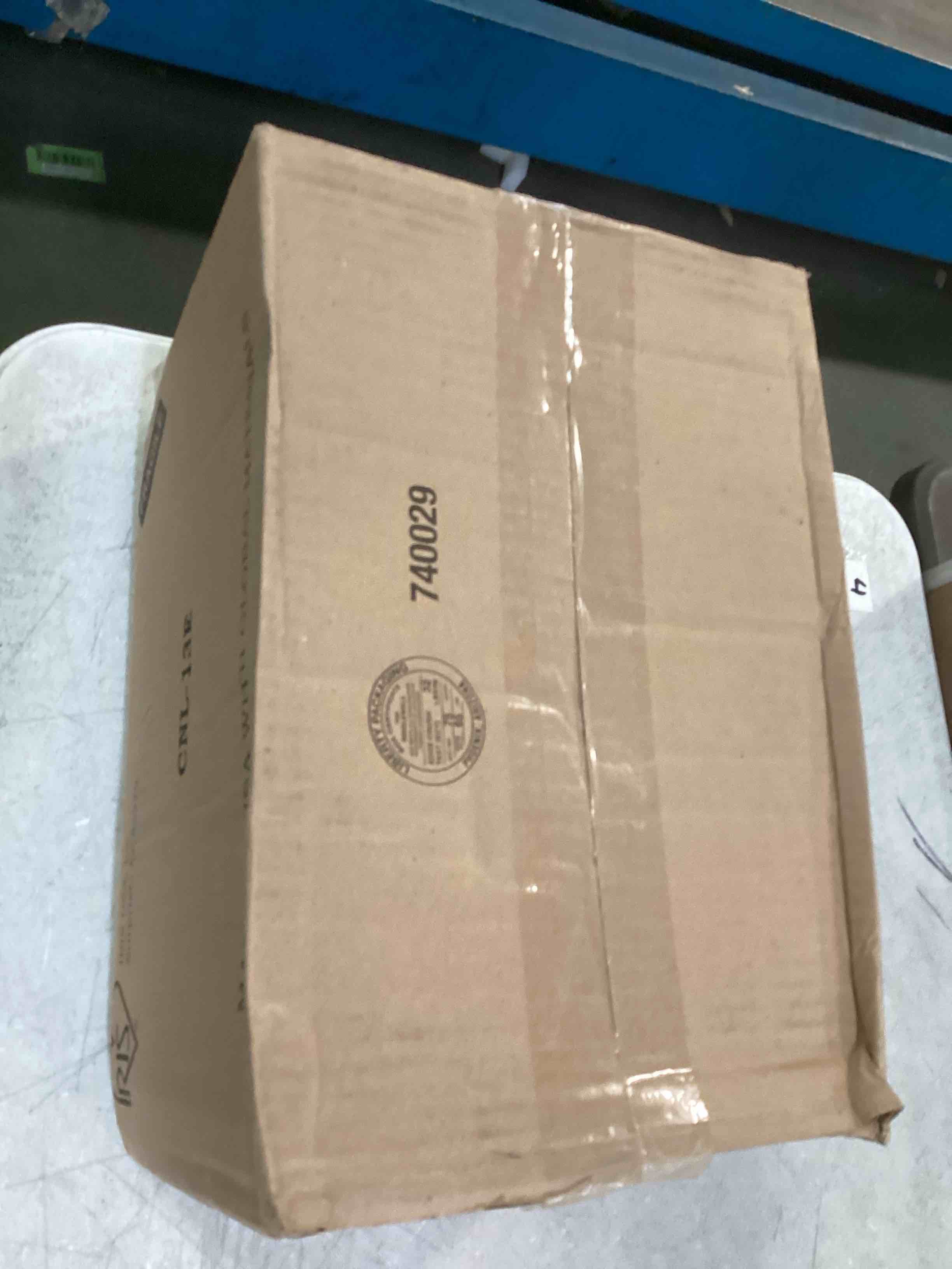 https://s3.amazonaws.com/lotting-images-prod/bidfta/YEL6474753_1718041972514.jpeg