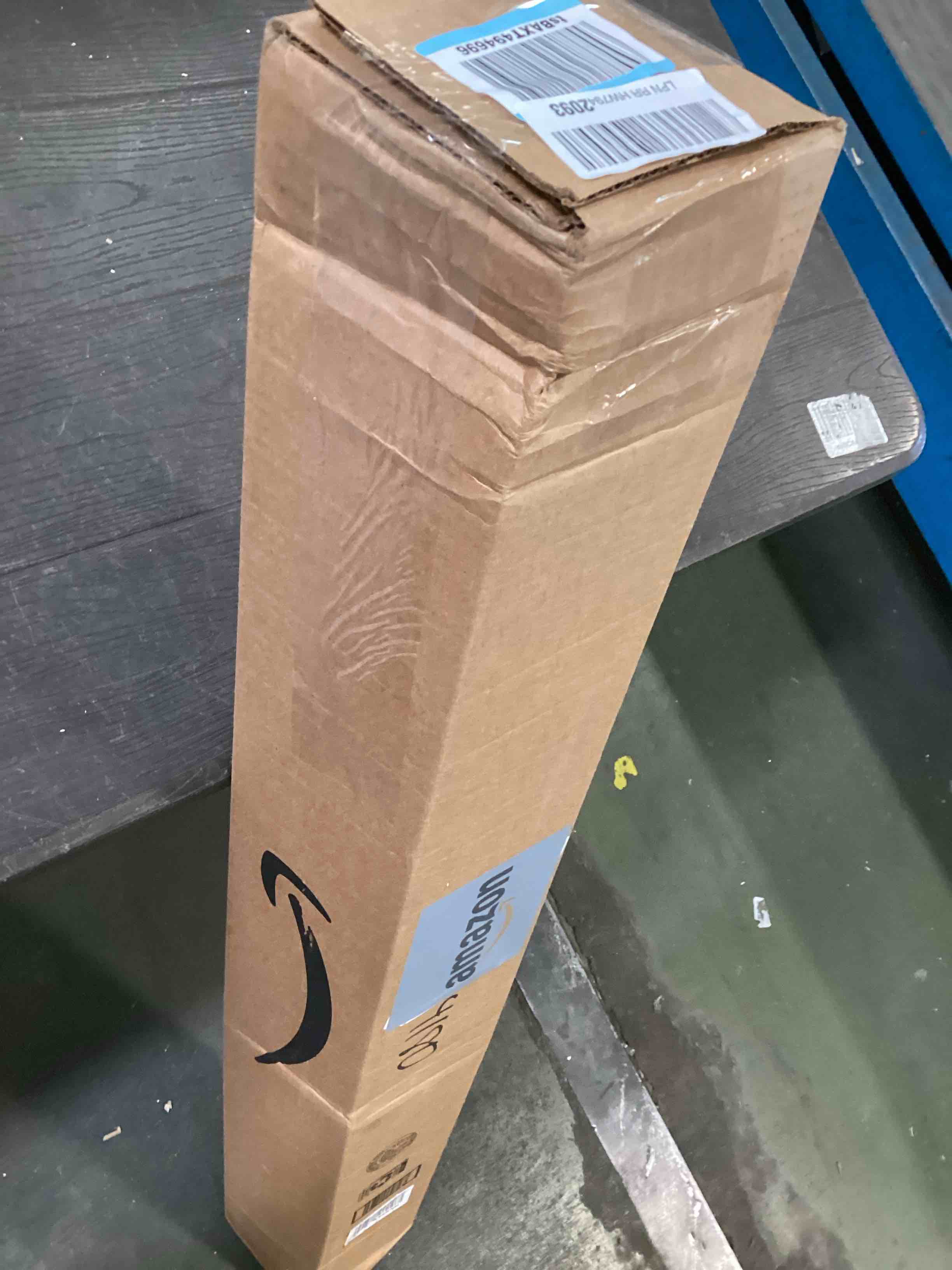 https://s3.amazonaws.com/lotting-images-prod/bidfta/YEL6474916_1718120398443.jpeg