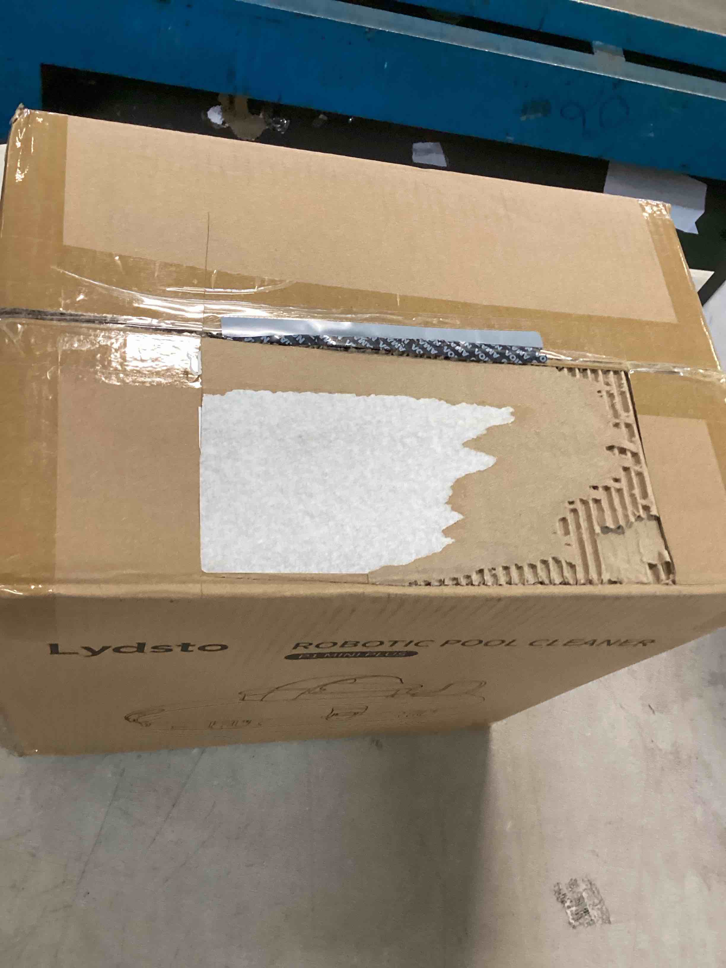 https://s3.amazonaws.com/lotting-images-prod/bidfta/YEL6475113_1718206581988.jpeg