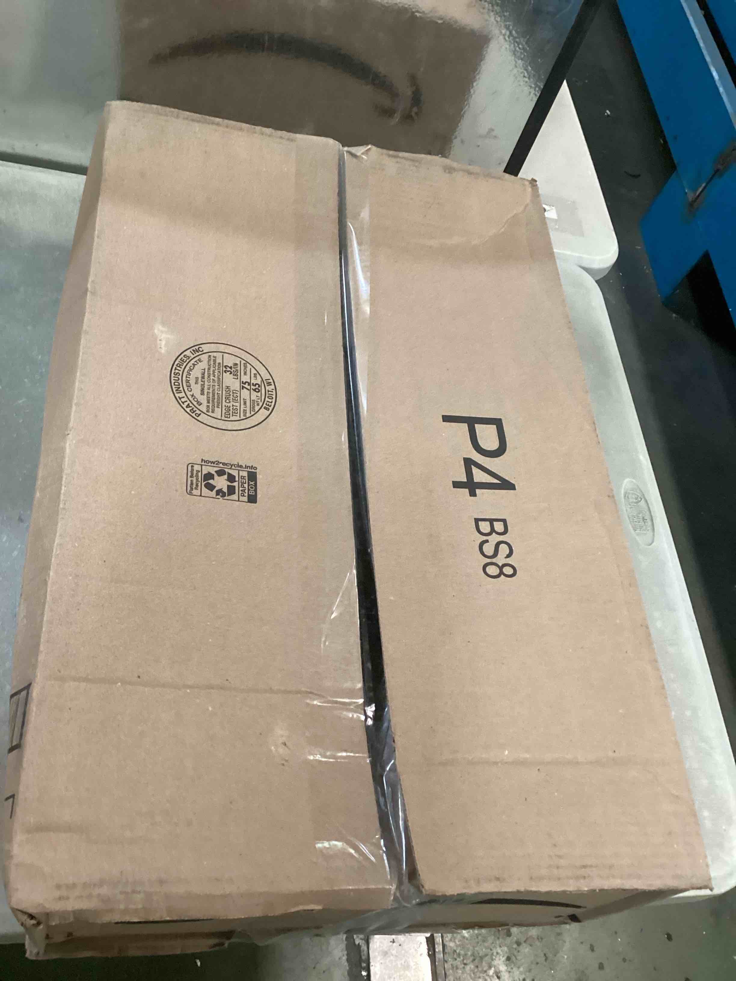 https://s3.amazonaws.com/lotting-images-prod/bidfta/YEL6475363_1718296636250.jpeg