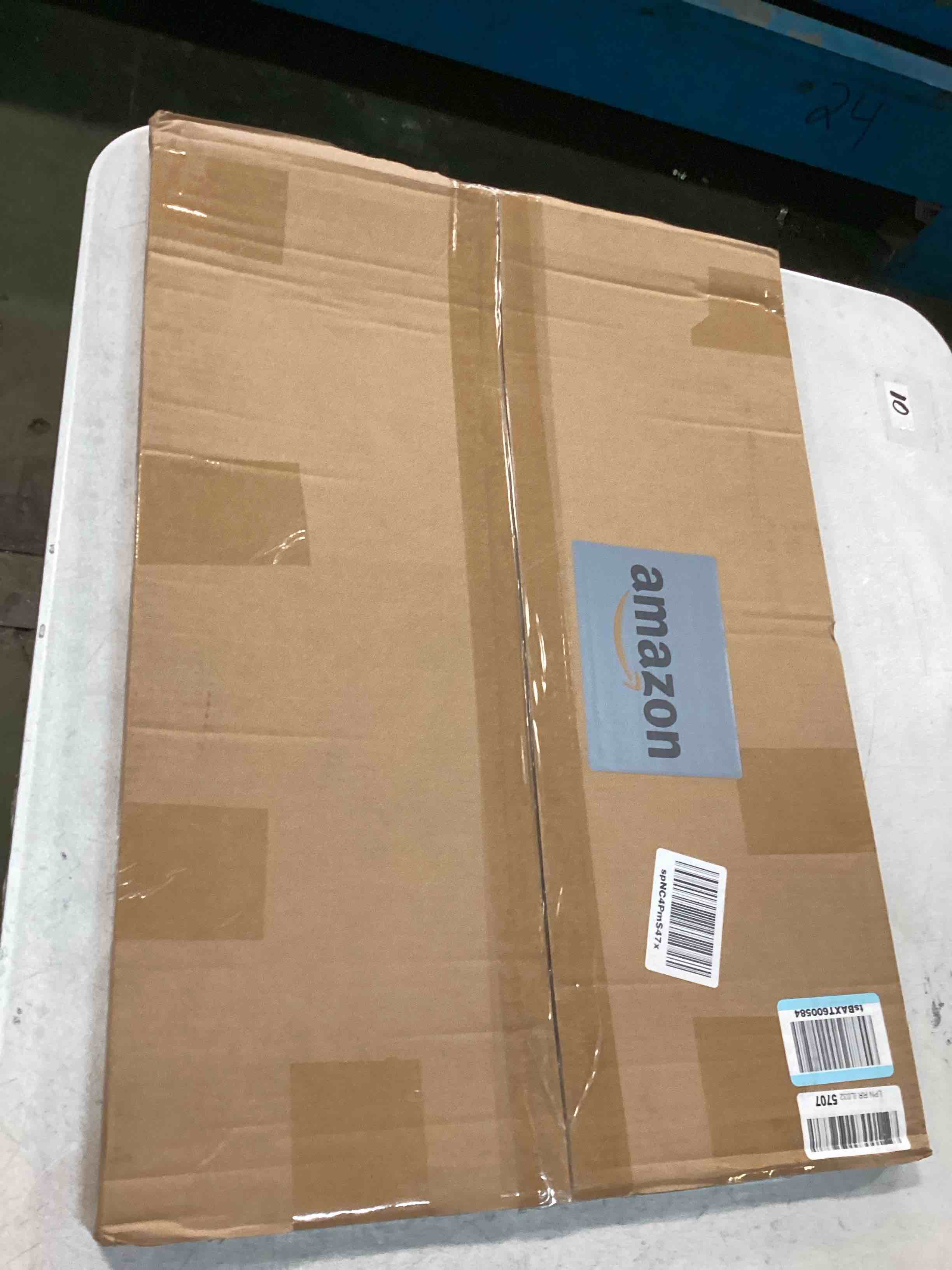 https://s3.amazonaws.com/lotting-images-prod/bidfta/YEL6475785_1718640814477.jpeg