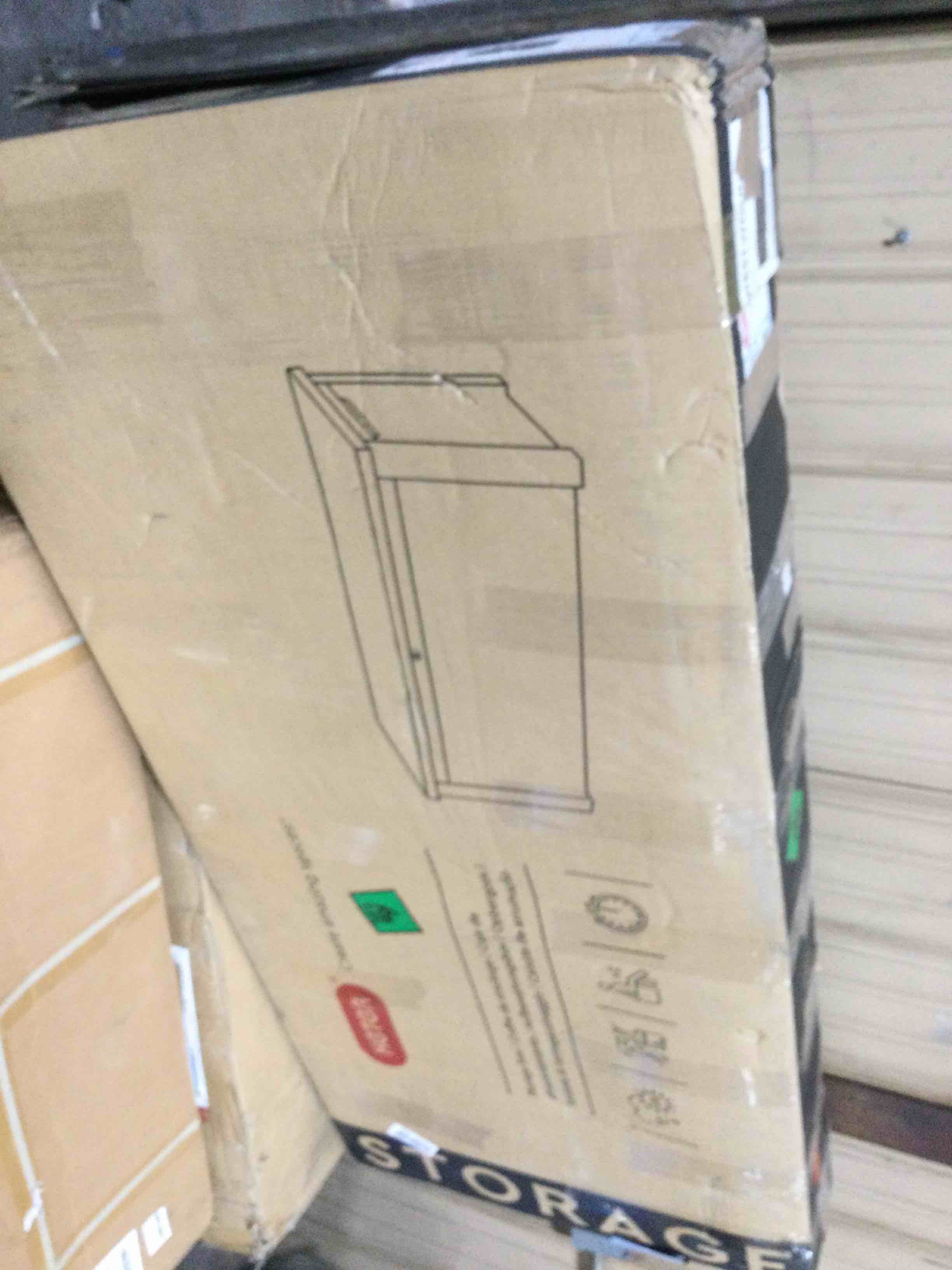 https://s3.amazonaws.com/lotting-images-prod/bidfta/YEL6482323_1721392931854.jpeg
