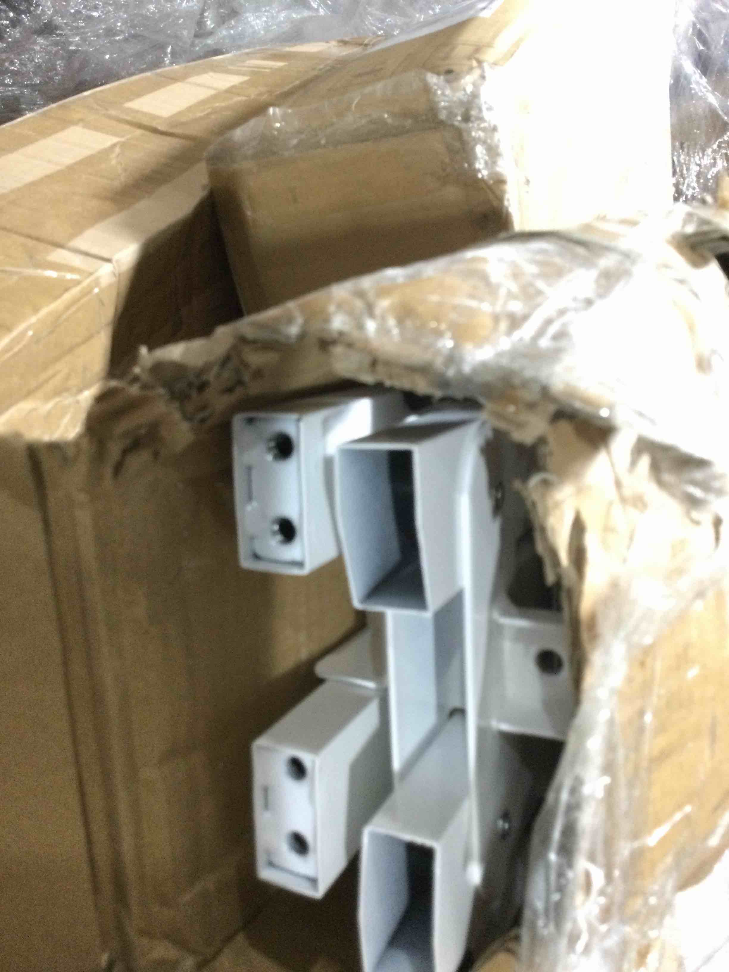https://s3.amazonaws.com/lotting-images-prod/bidfta/YEL6482485_1721685002801.jpeg