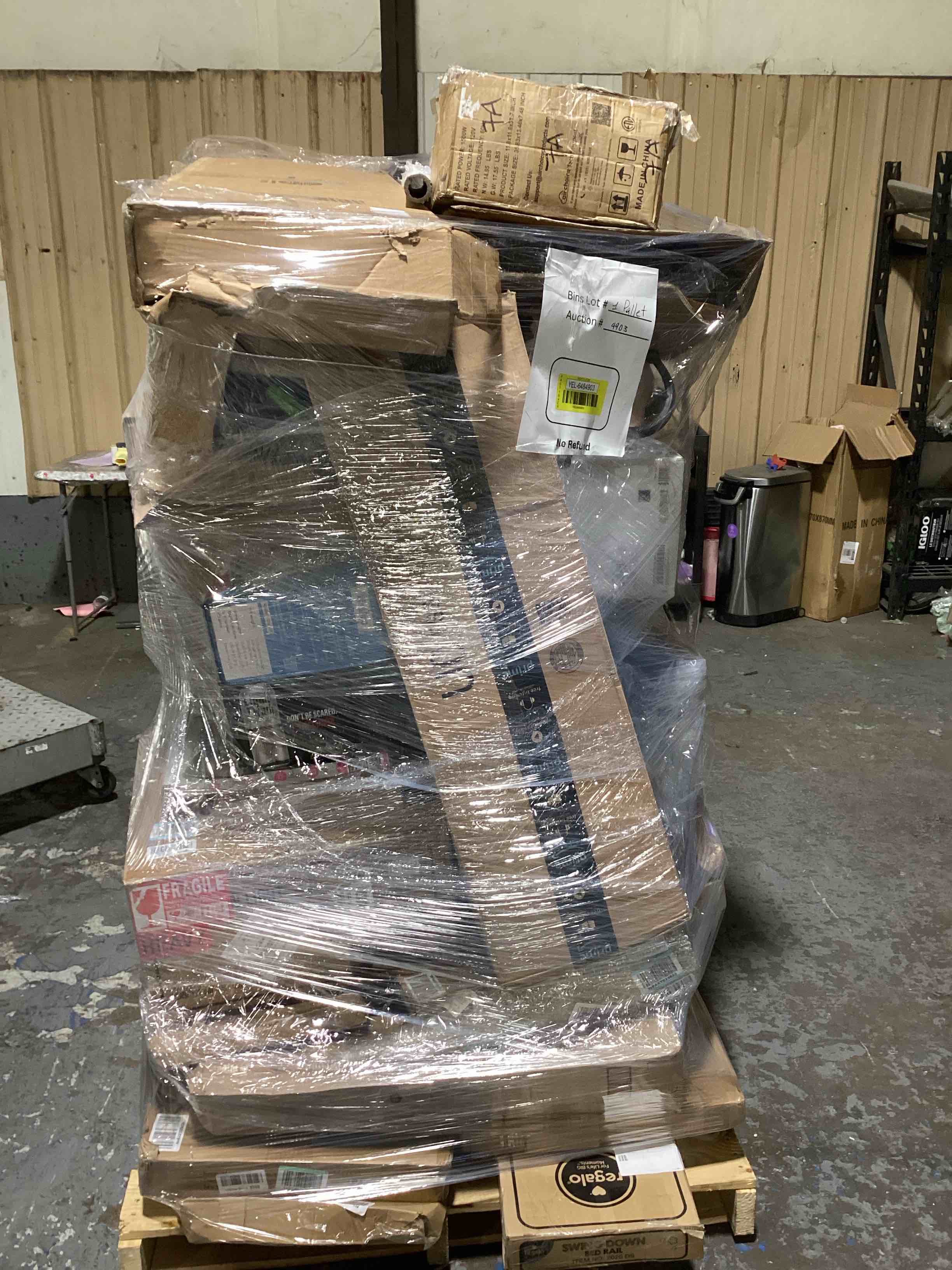 skid pallet surprise (good condition or as is) 25 items or more