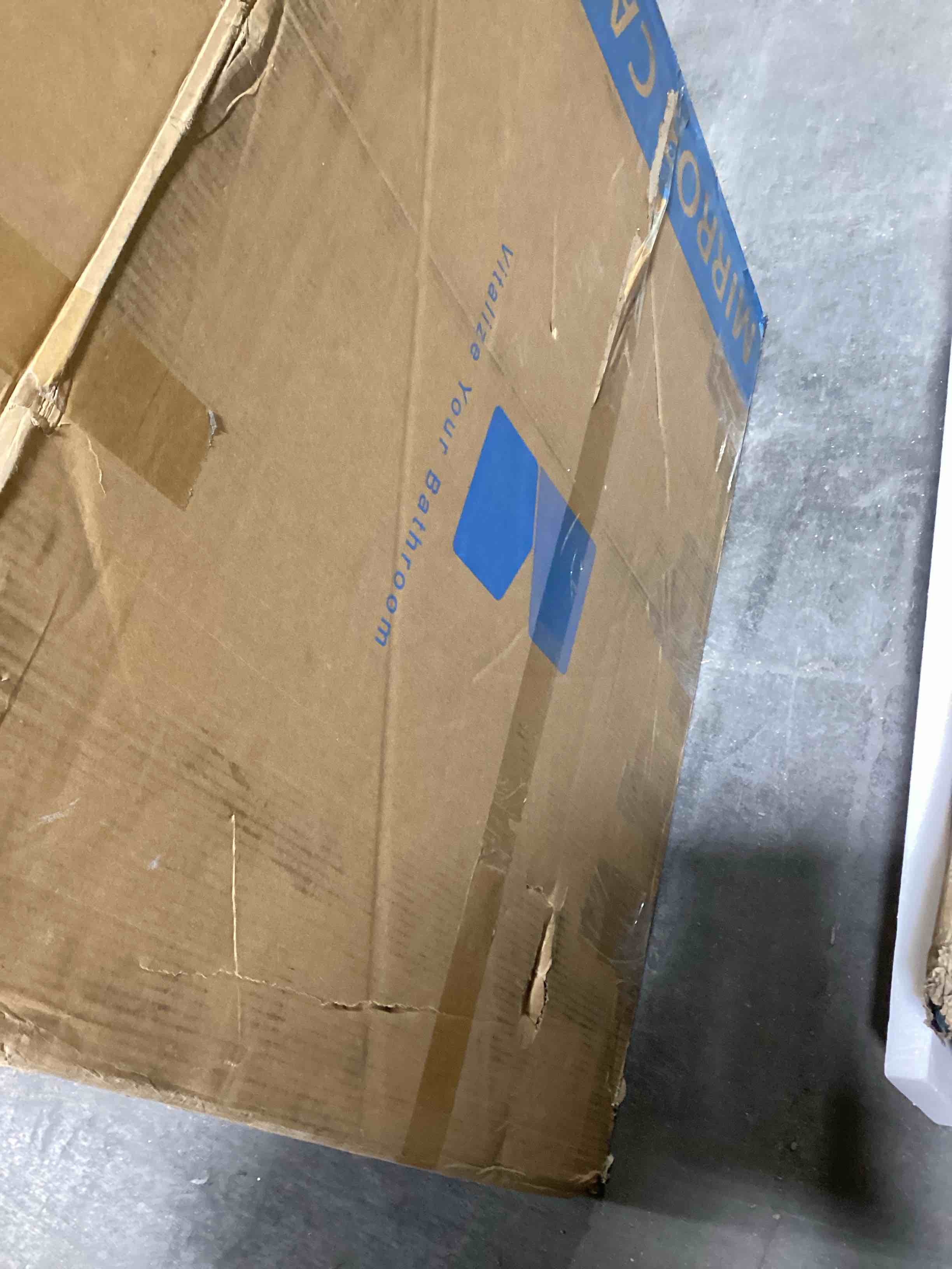 https://s3.amazonaws.com/lotting-images-prod/bidfta/YEL6484905_1731681000109.jpeg