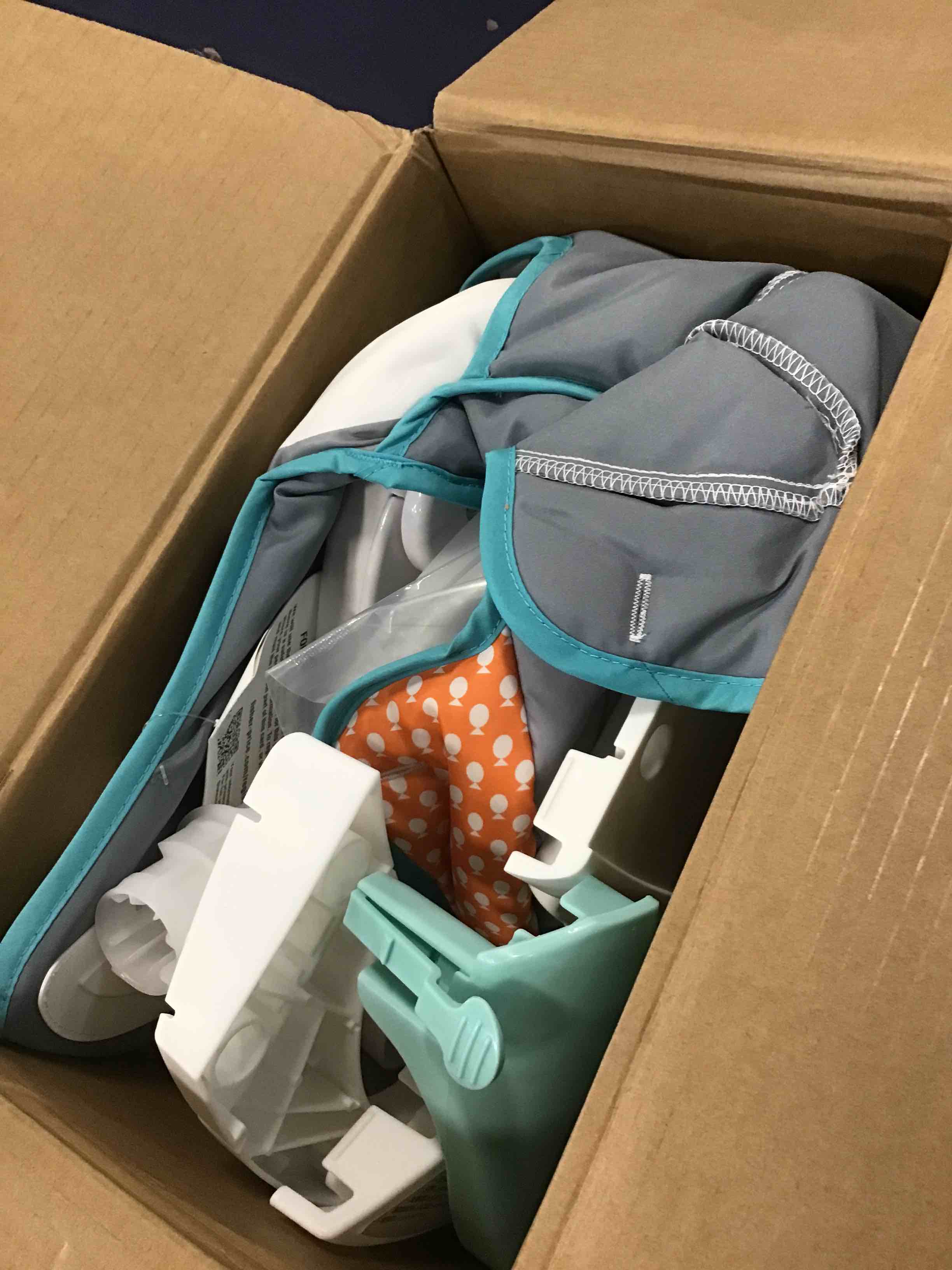 https://s3.amazonaws.com/lotting-images-prod/bidfta/YEL6488350_1717258409411.jpeg