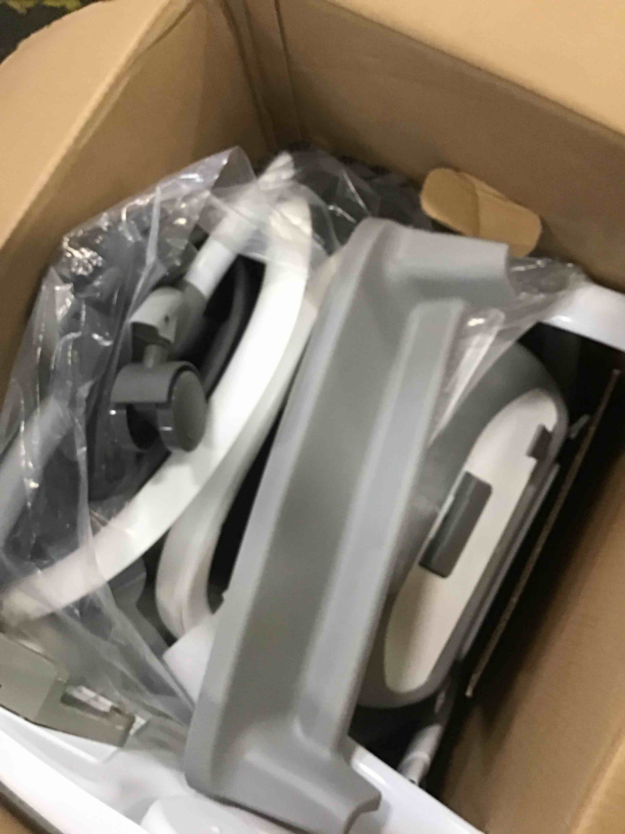 https://s3.amazonaws.com/lotting-images-prod/bidfta/YEL6488361_1717259611647.jpeg