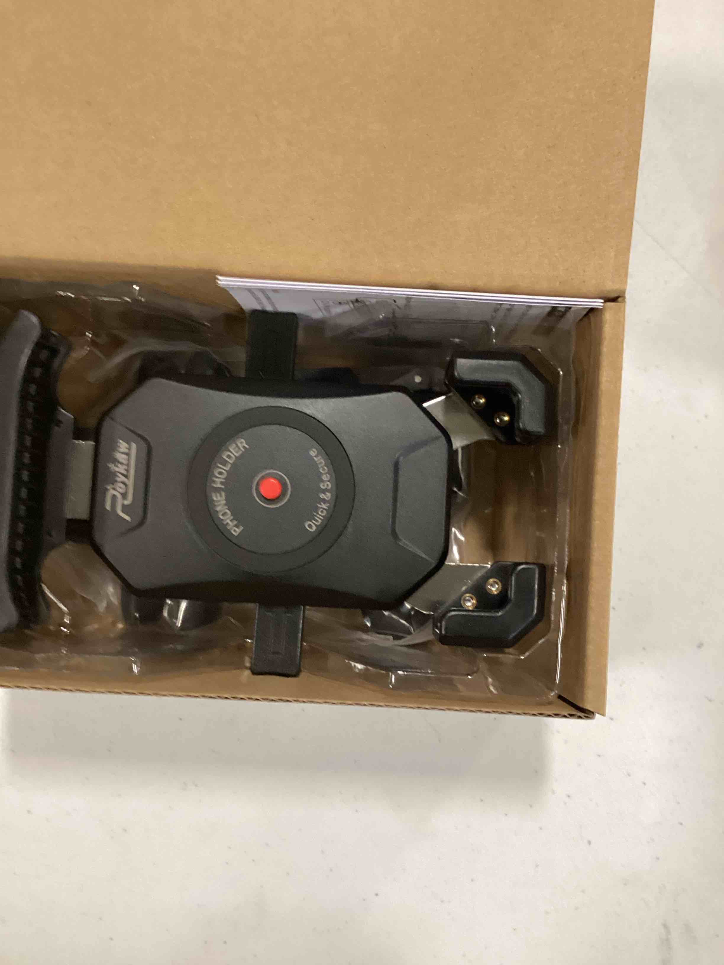https://s3.amazonaws.com/lotting-images-prod/bidfta/YEL6491201_1717680596939.jpeg