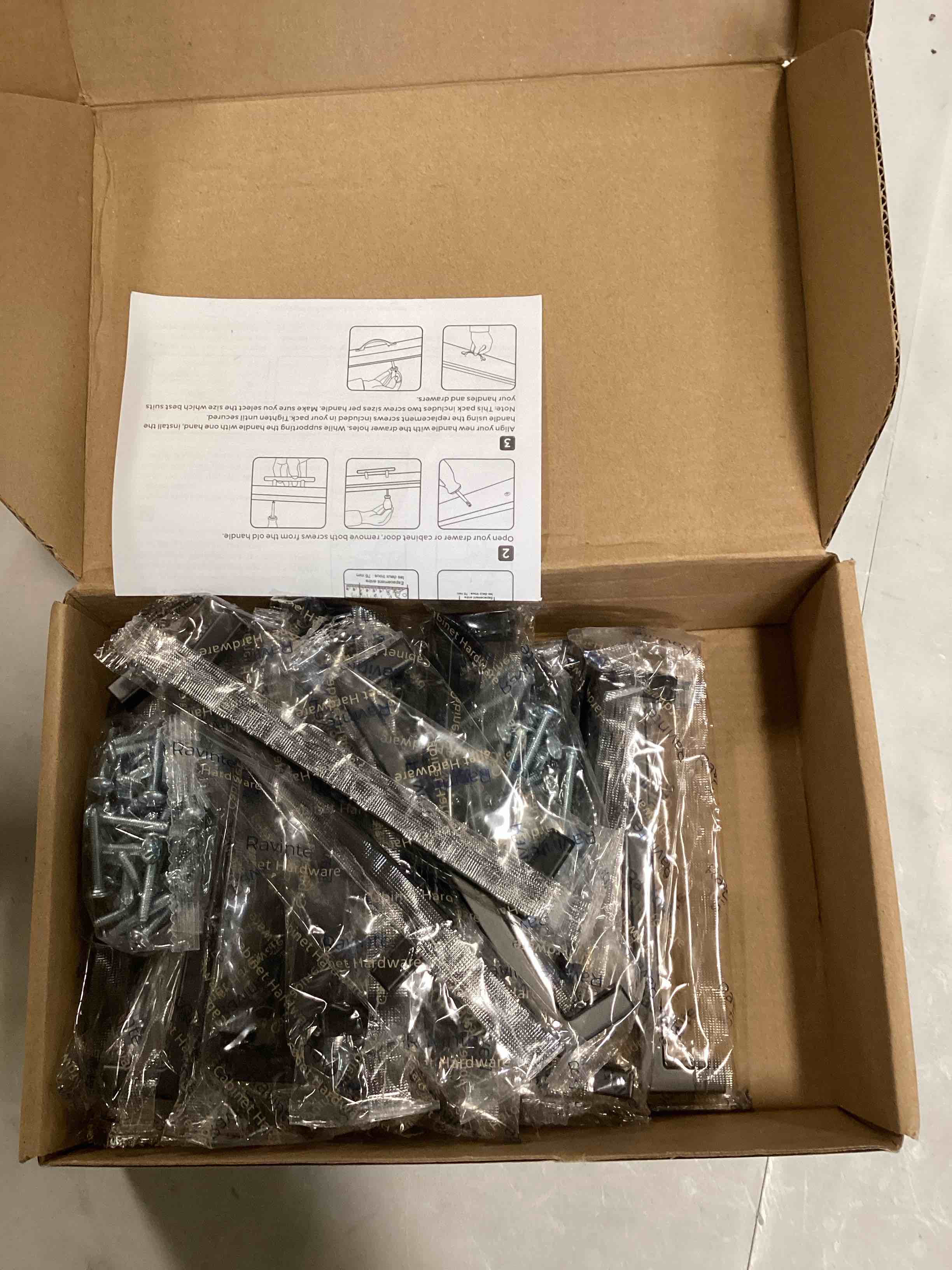https://s3.amazonaws.com/lotting-images-prod/bidfta/YEL6492176_1718385291773.jpeg