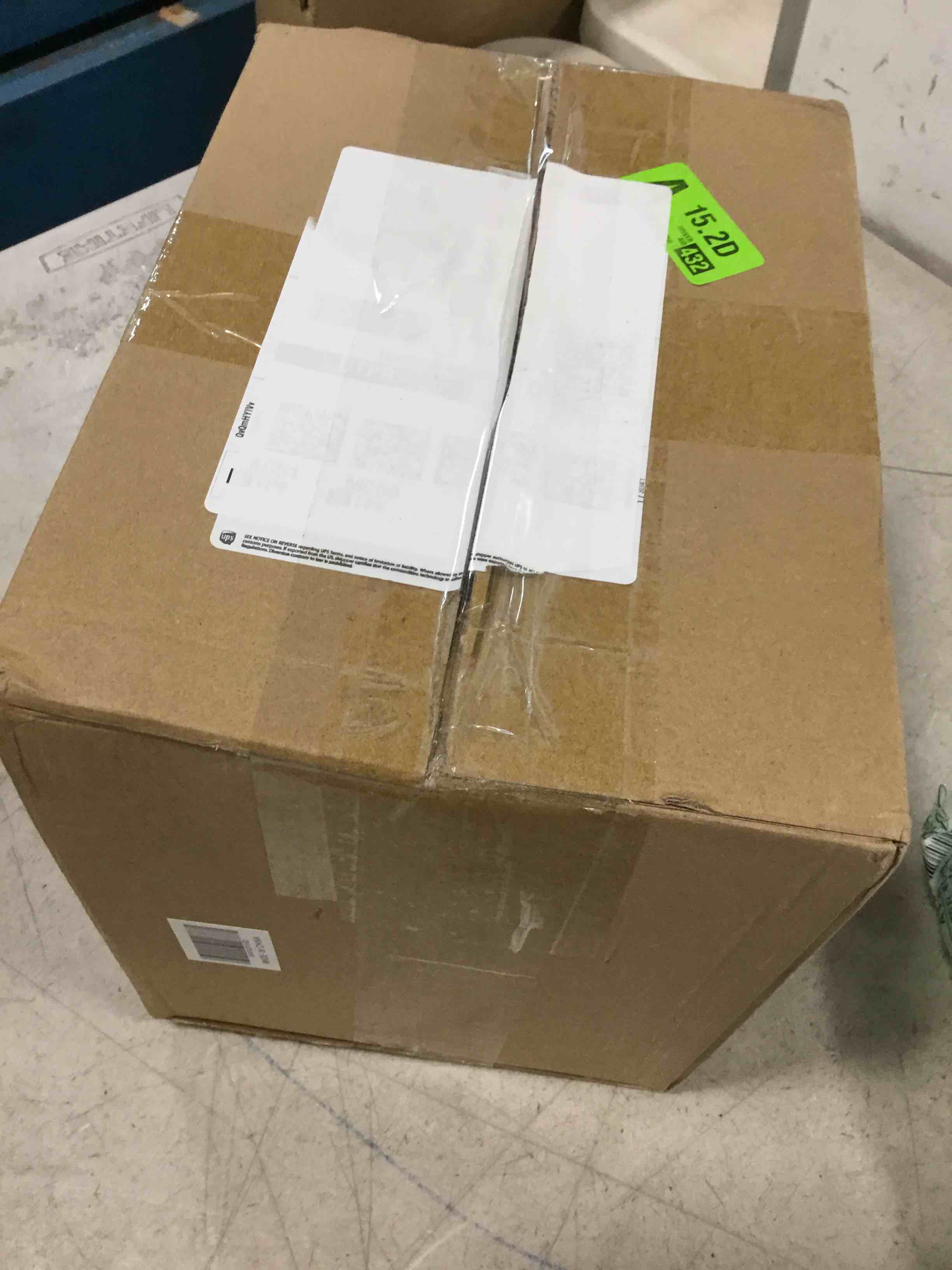 https://s3.amazonaws.com/lotting-images-prod/bidfta/YEL6493203_1717527196254.jpeg