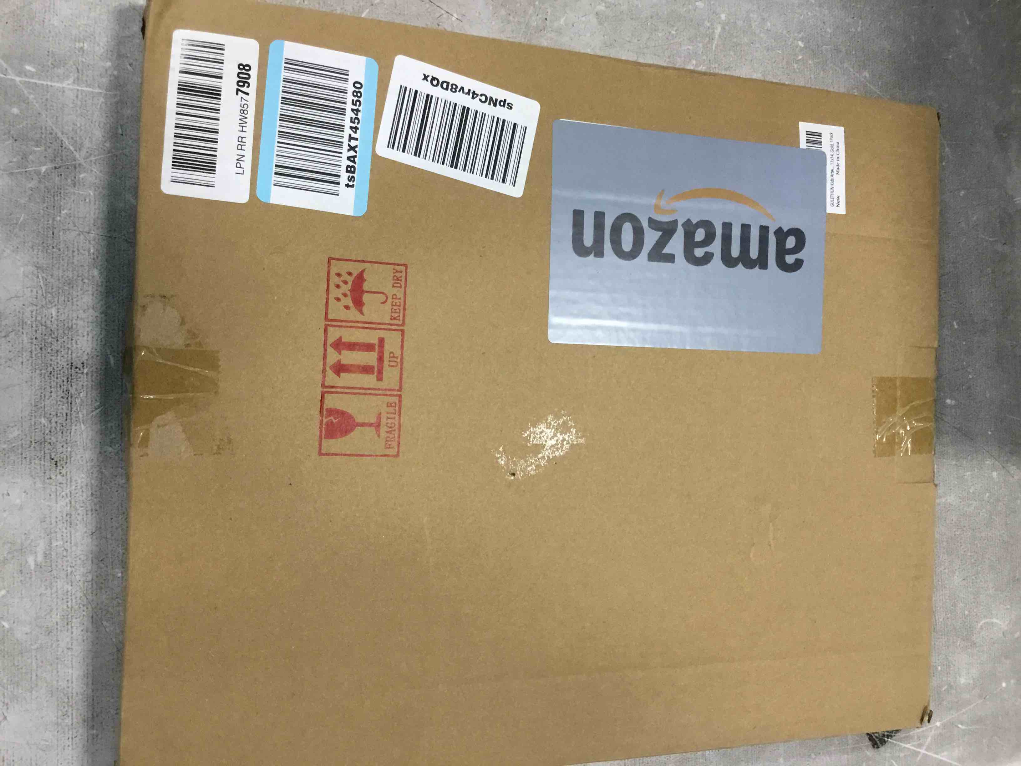 https://s3.amazonaws.com/lotting-images-prod/bidfta/YEL6493813_1717772810304.jpeg