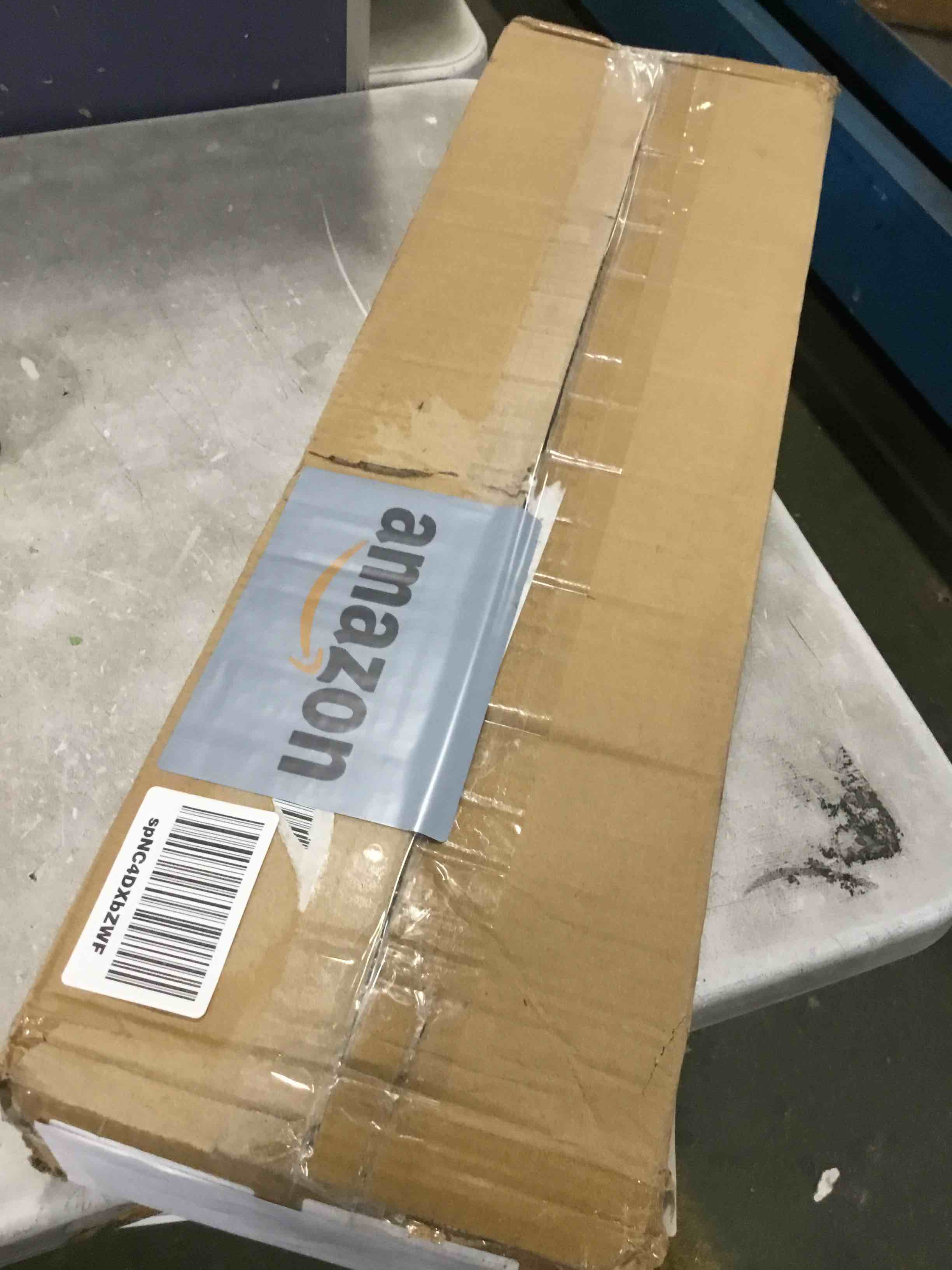 https://s3.amazonaws.com/lotting-images-prod/bidfta/YEL6493914_1717788016613.jpeg