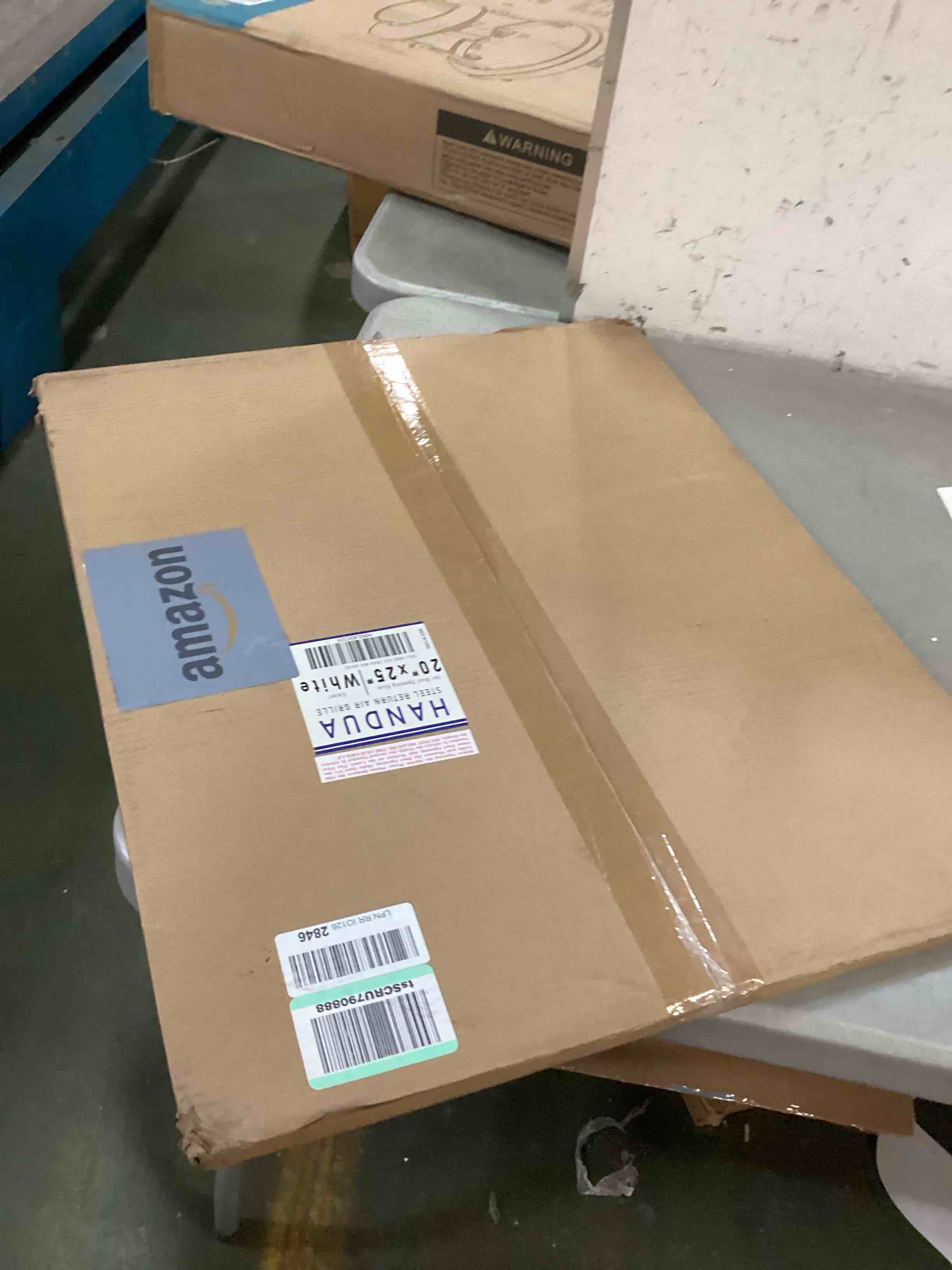 https://s3.amazonaws.com/lotting-images-prod/bidfta/YEL6494217_1717169514166.jpeg