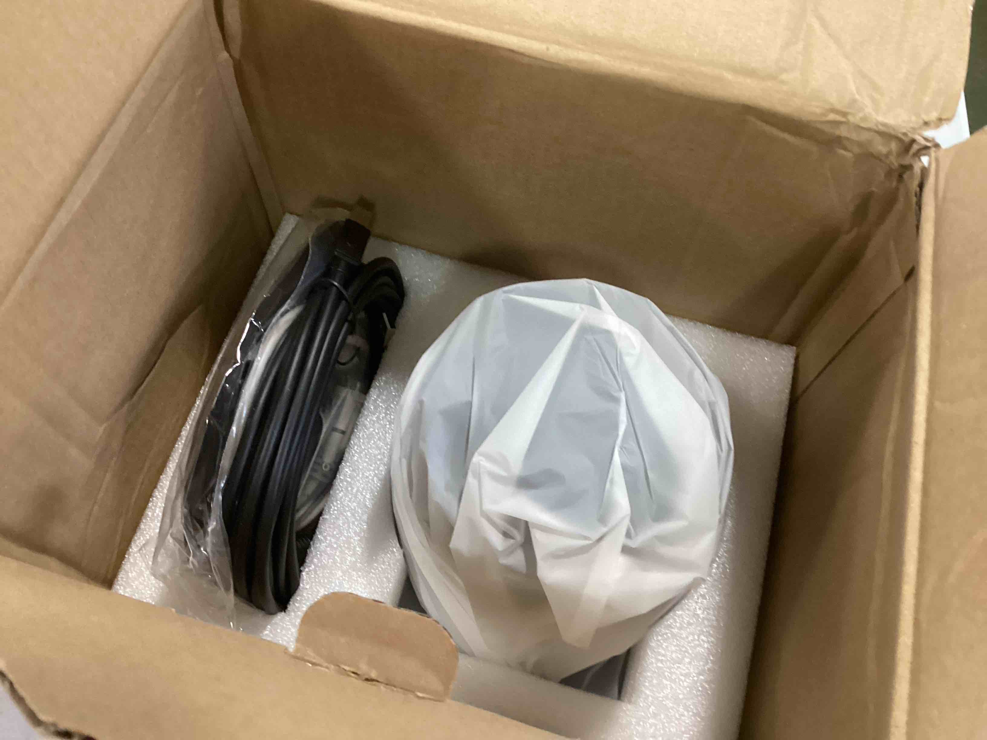 https://s3.amazonaws.com/lotting-images-prod/bidfta/YEL6494932_1717440315128.jpeg