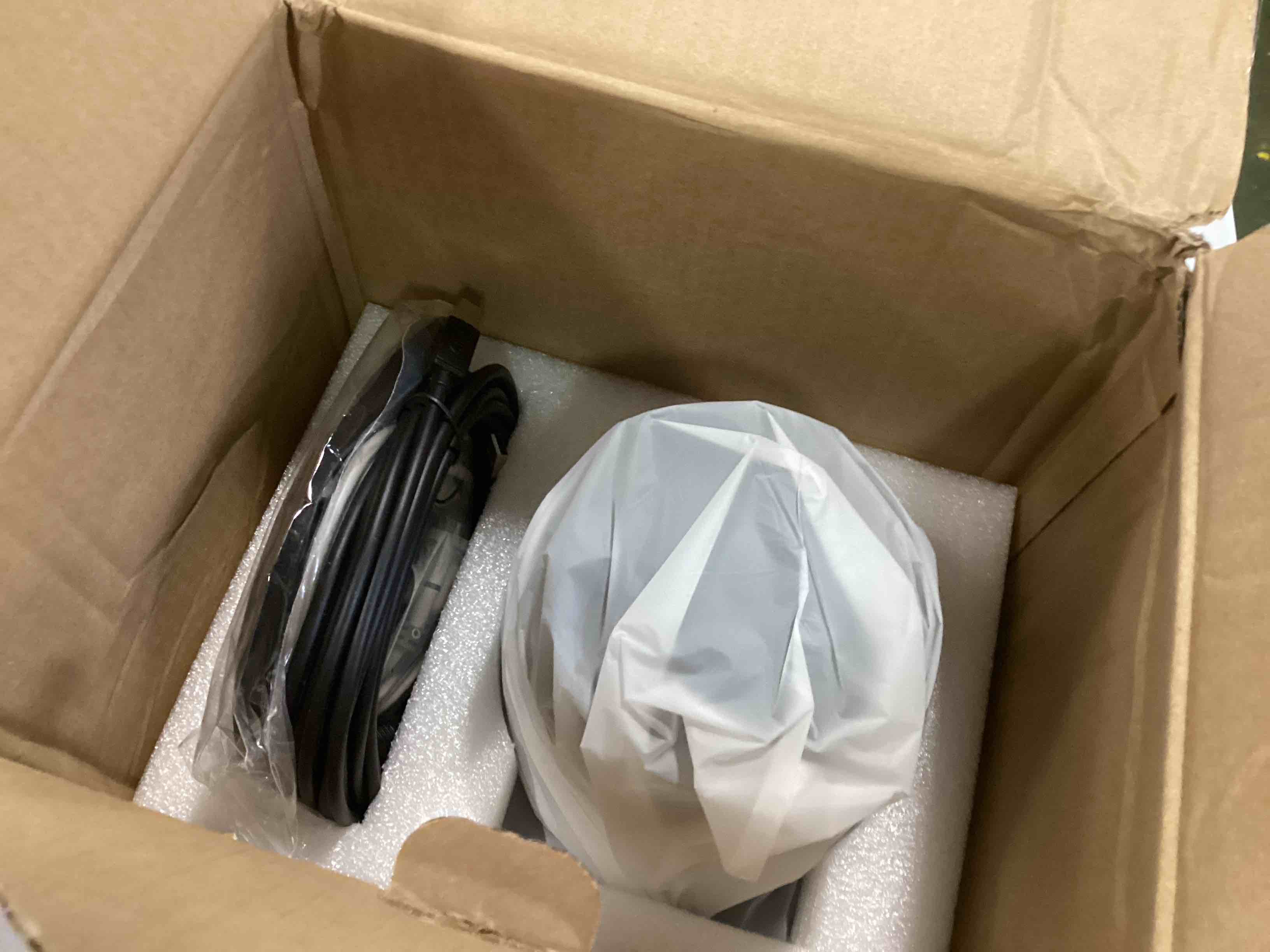 https://s3.amazonaws.com/lotting-images-prod/bidfta/YEL6494932_1717440315967.jpeg