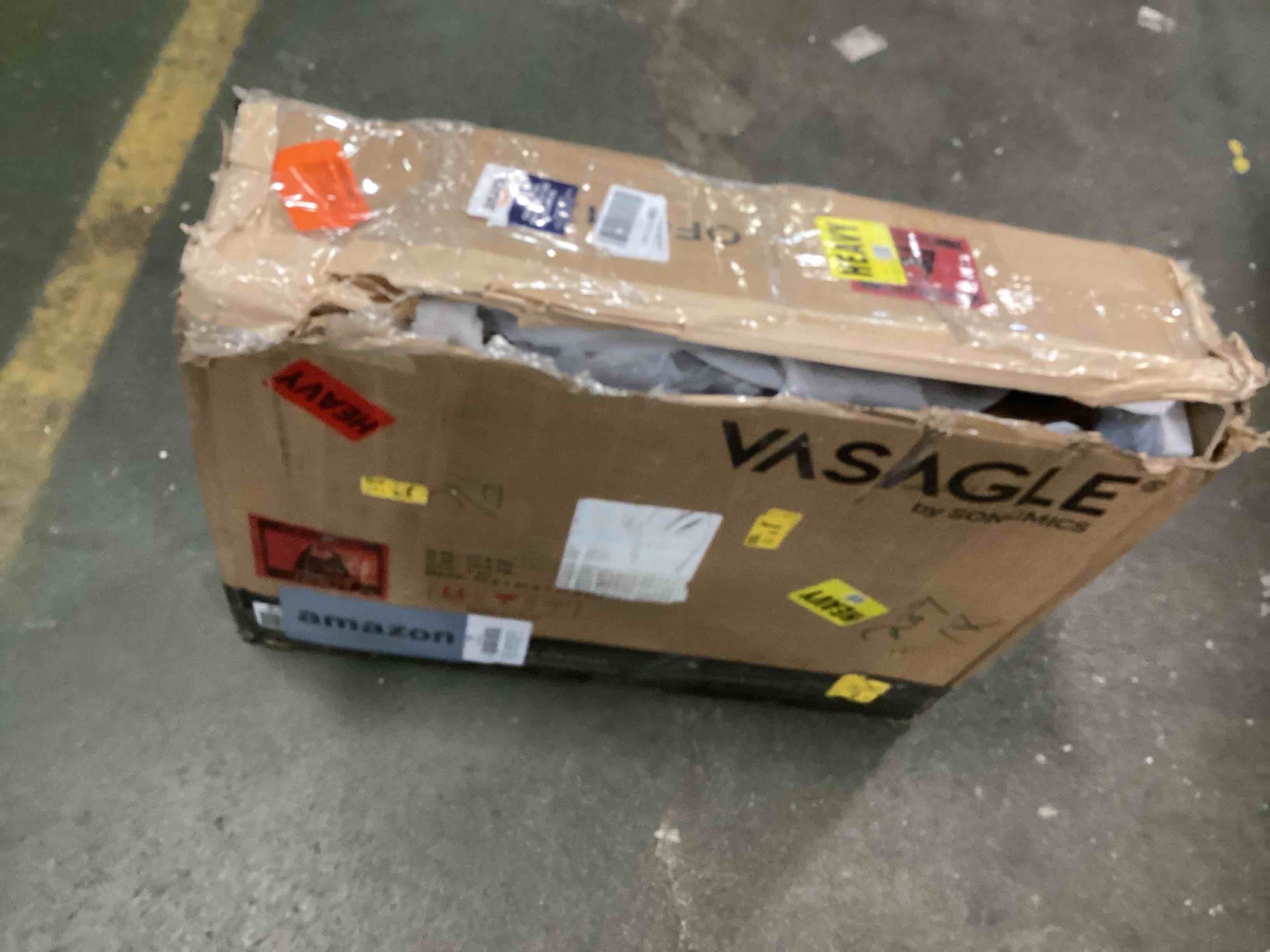 https://s3.amazonaws.com/lotting-images-prod/bidfta/YEL6495280_1717585884038.jpeg