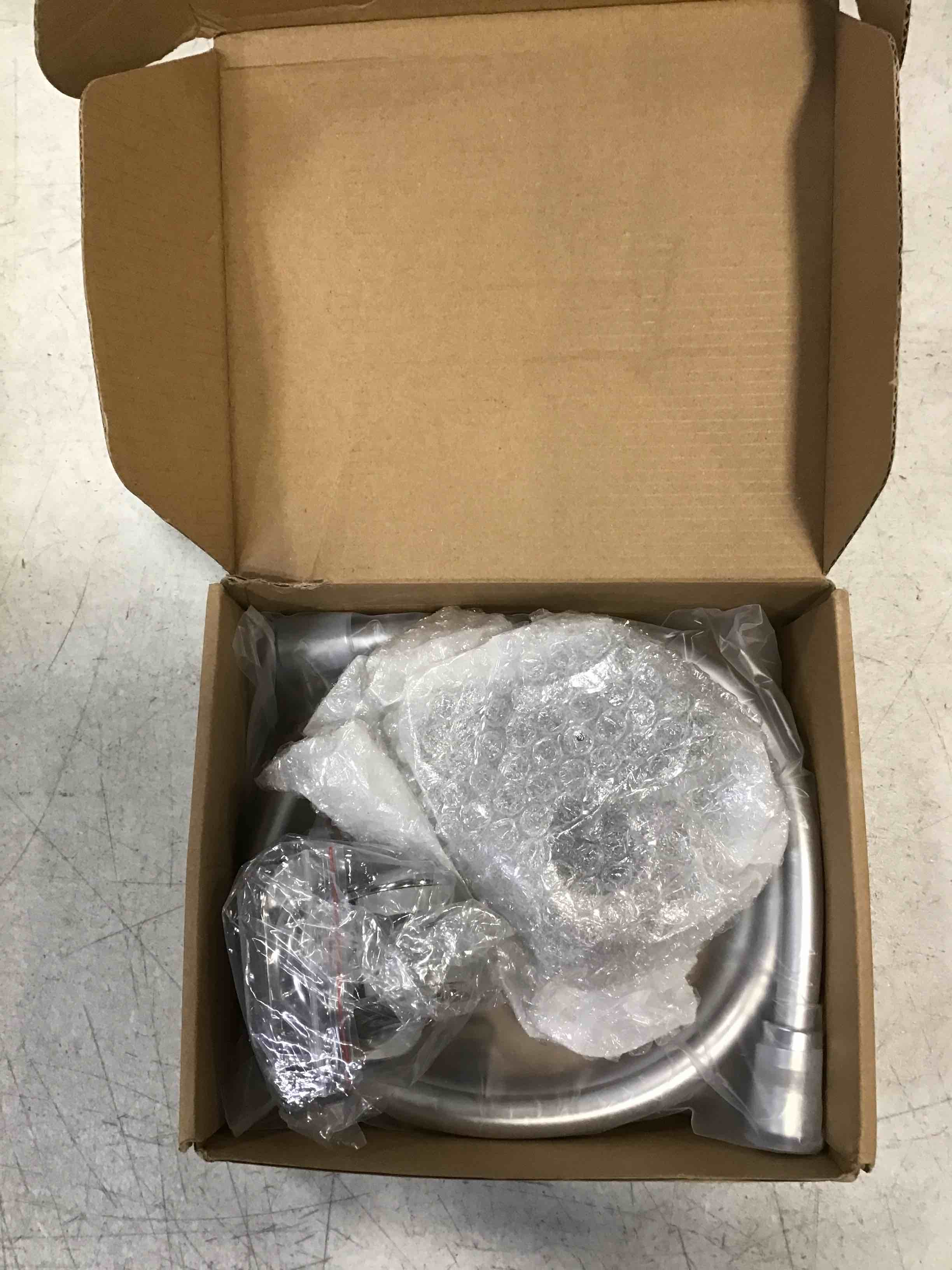 https://s3.amazonaws.com/lotting-images-prod/bidfta/YEL6495932_1717856069888.jpeg