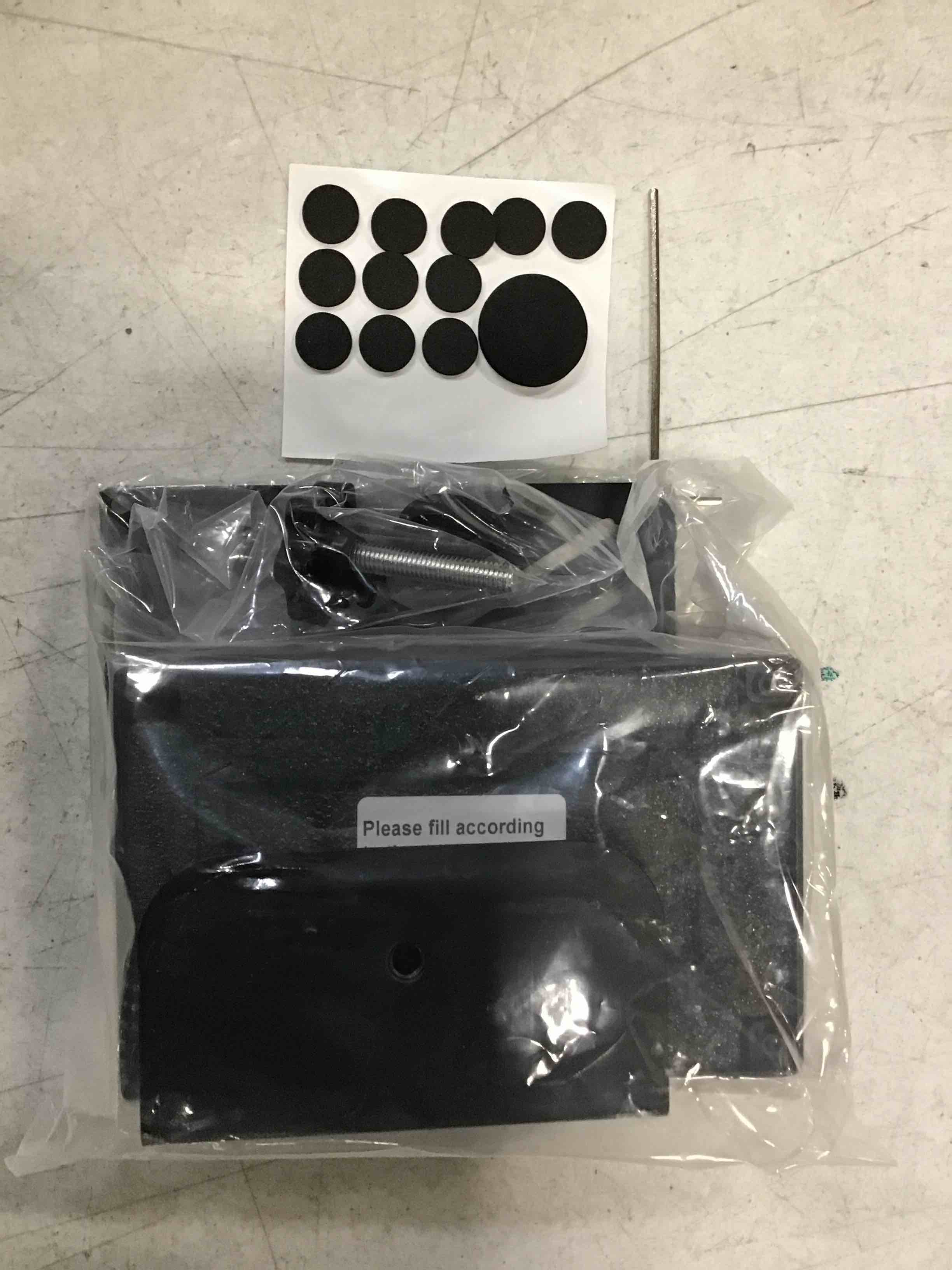 https://s3.amazonaws.com/lotting-images-prod/bidfta/YEL6496284_1718195156301.jpeg