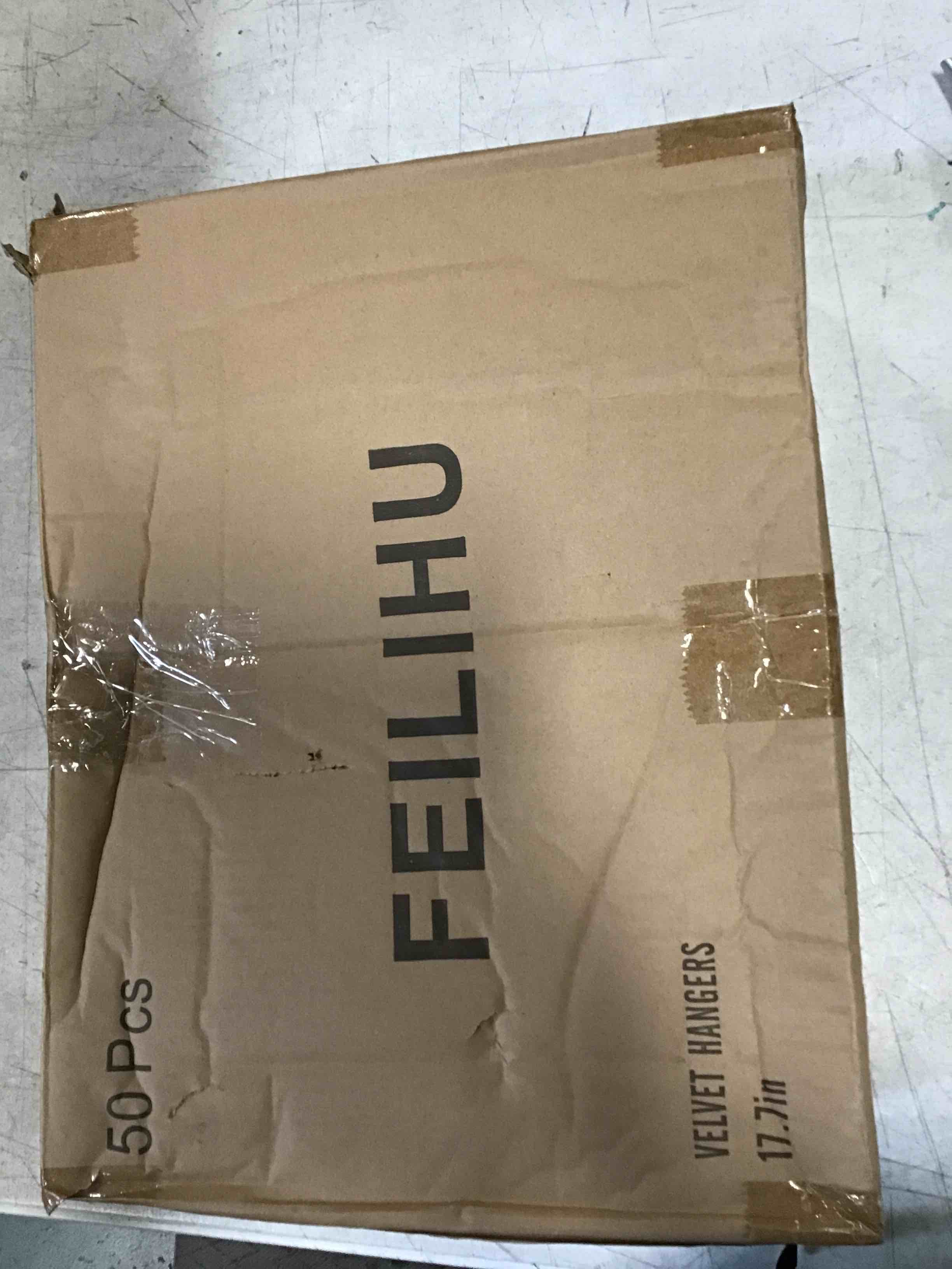 https://s3.amazonaws.com/lotting-images-prod/bidfta/YEL6496313_1718199684178.jpeg