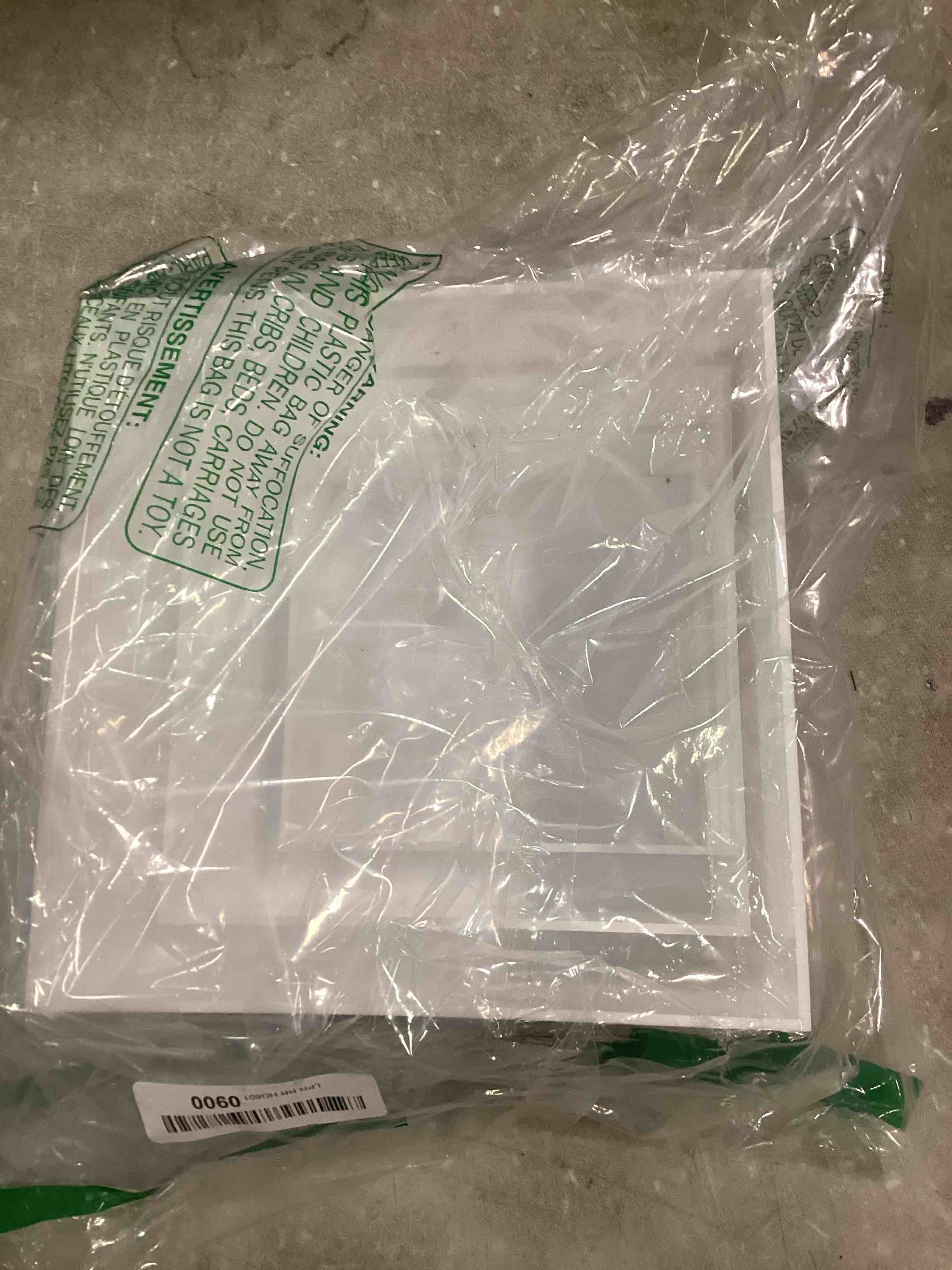https://s3.amazonaws.com/lotting-images-prod/bidfta/YEL6497726_1717608825653.jpeg