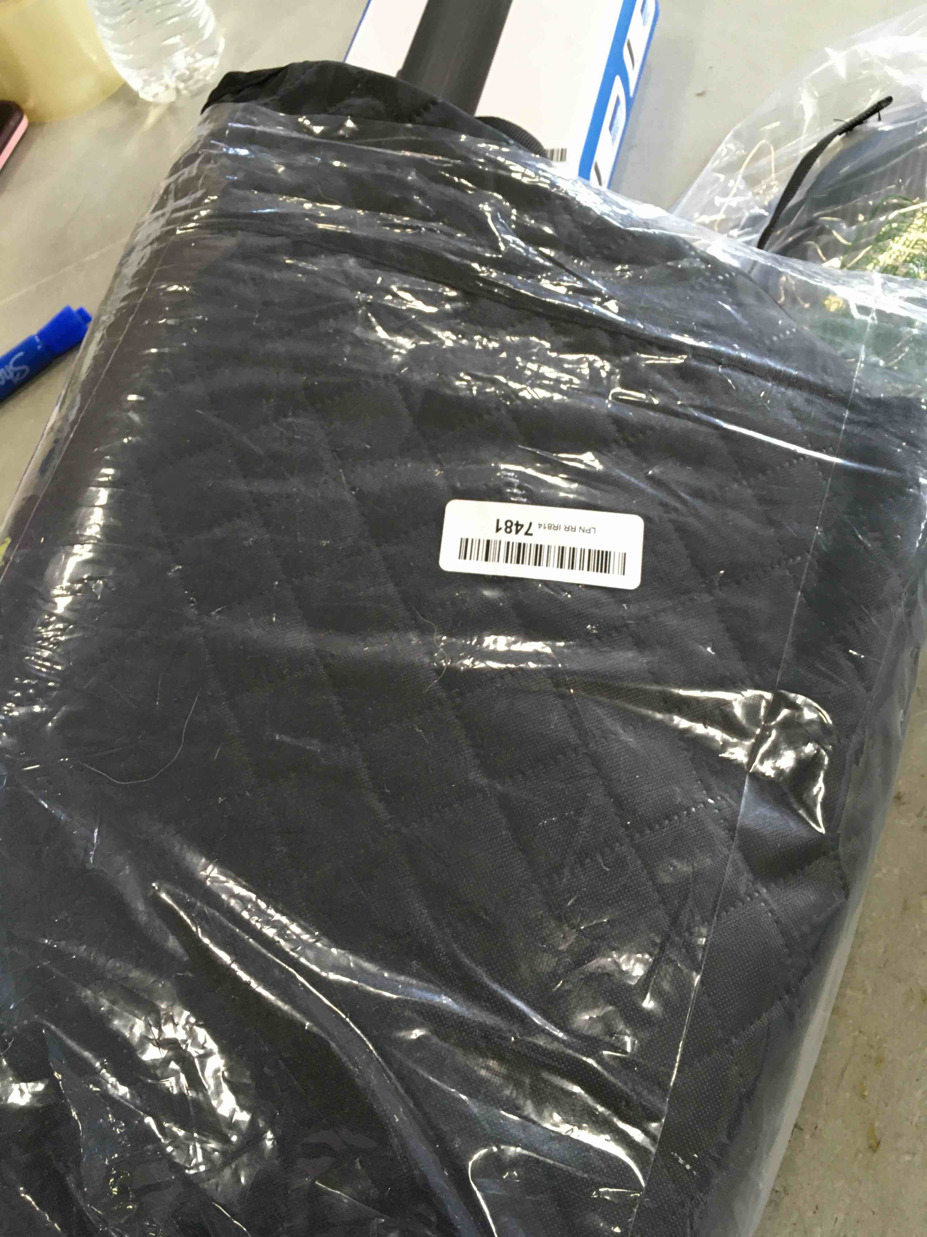 https://s3.amazonaws.com/lotting-images-prod/bidfta/YEL6498631_1717158720922.jpeg