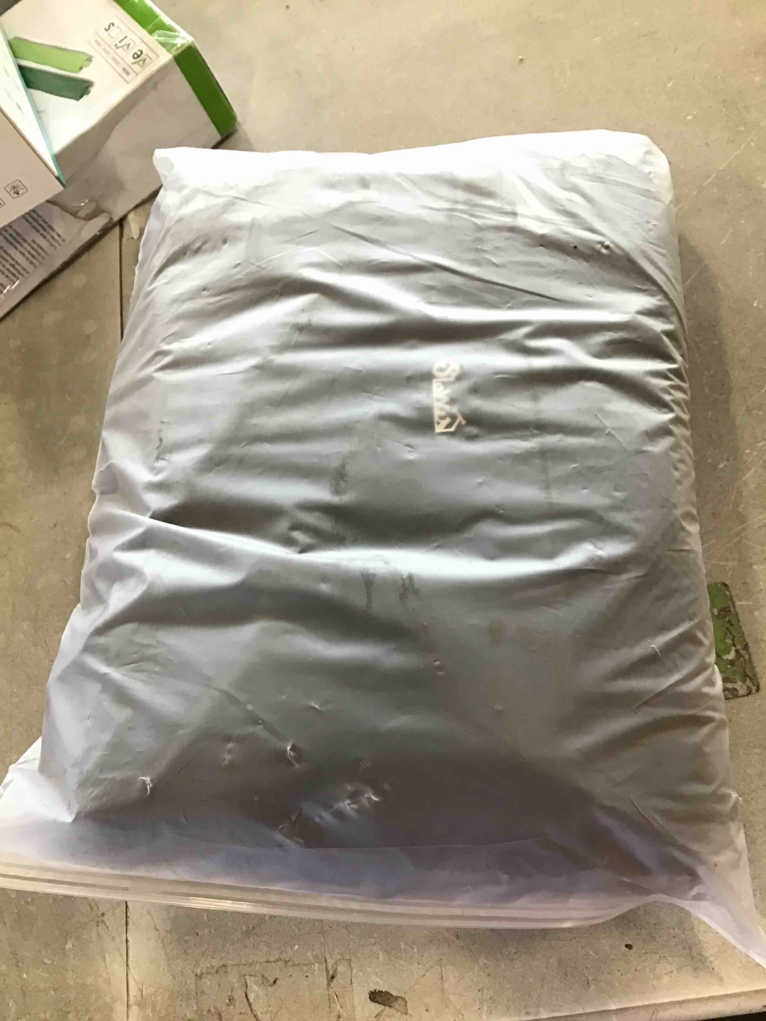 https://s3.amazonaws.com/lotting-images-prod/bidfta/YEL6499211_1718455040790.jpeg