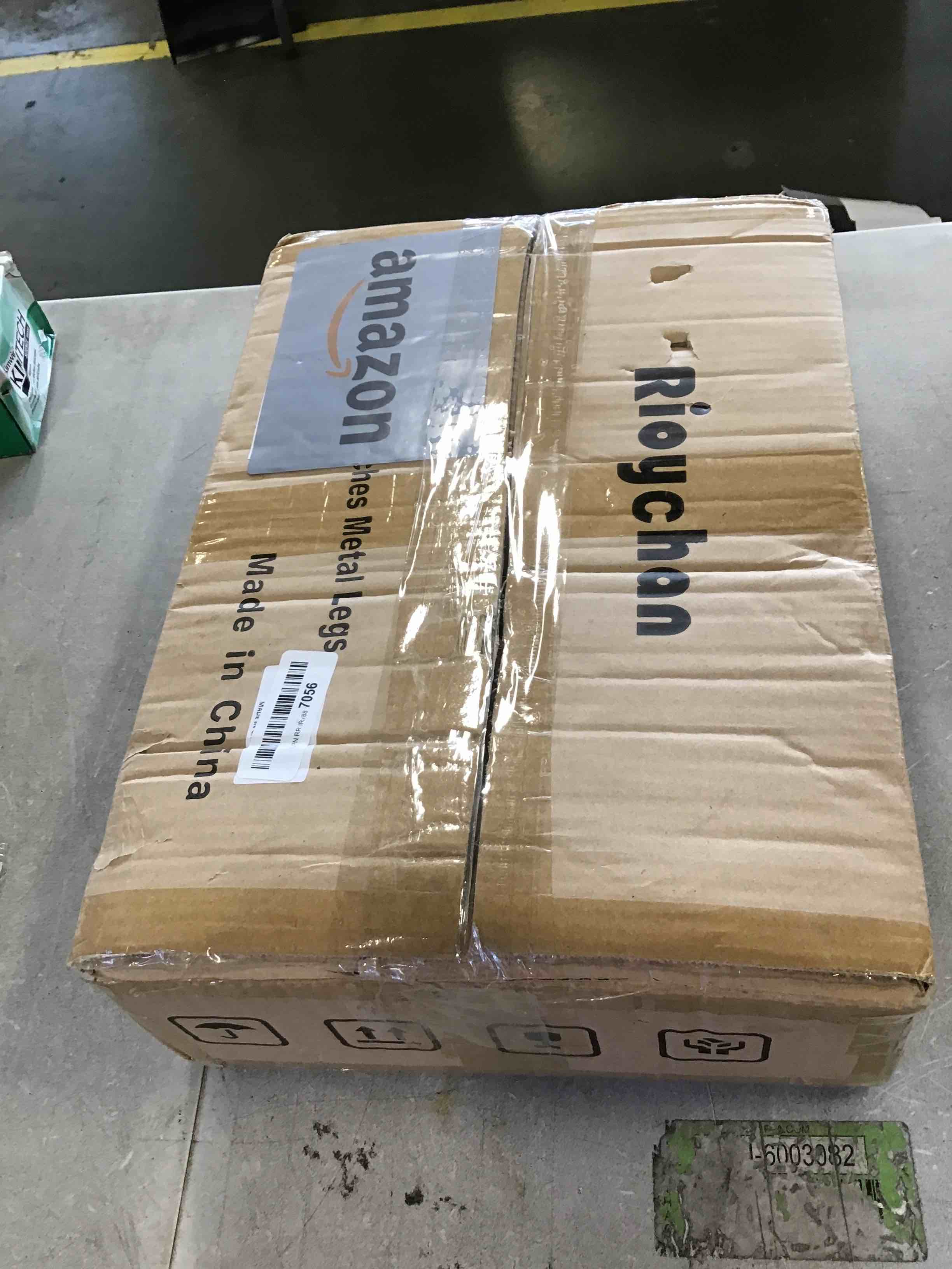 https://s3.amazonaws.com/lotting-images-prod/bidfta/YEL6499217_1718454515224.jpeg