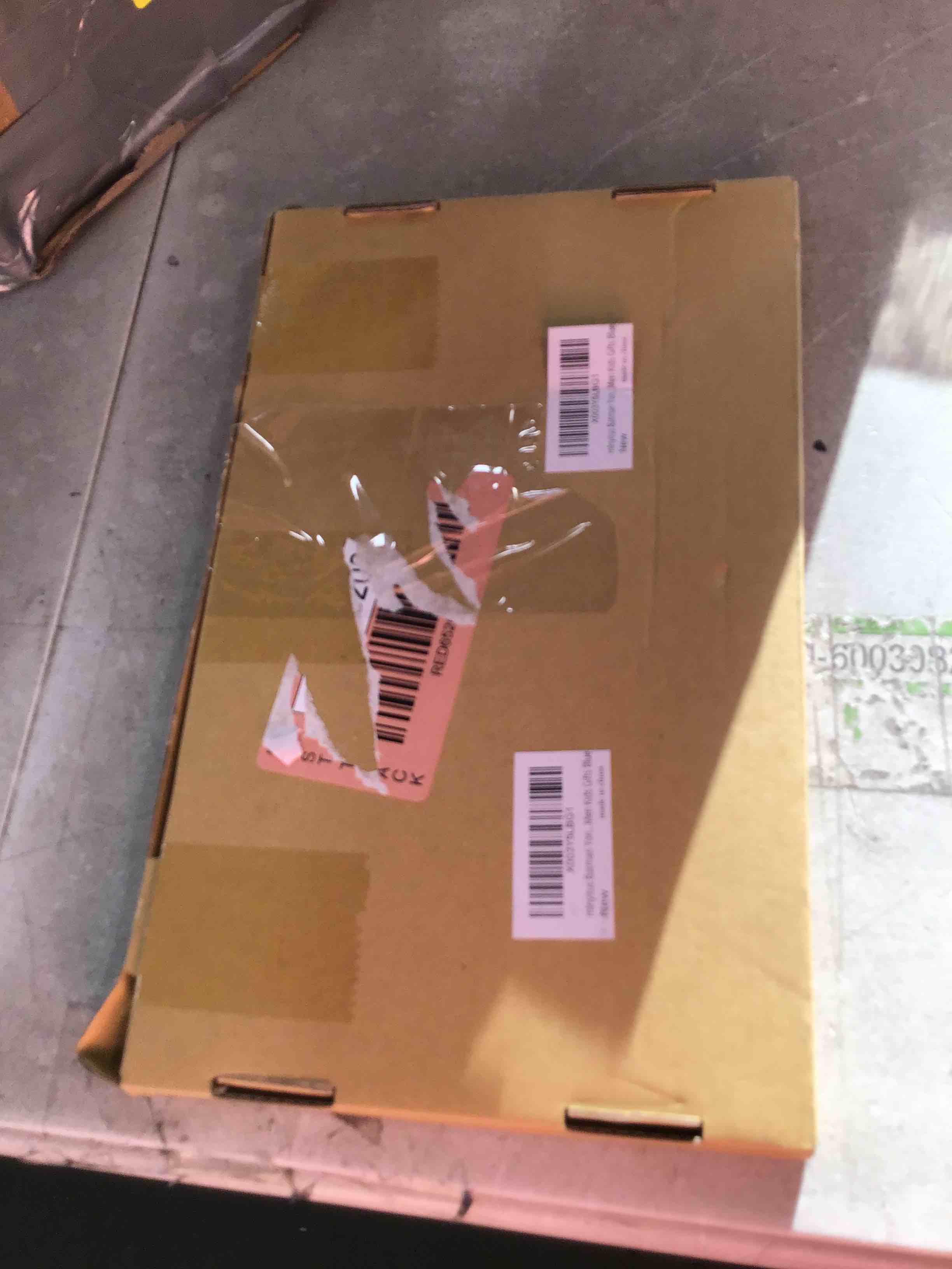 https://s3.amazonaws.com/lotting-images-prod/bidfta/YEL6499234_1718451069491.jpeg