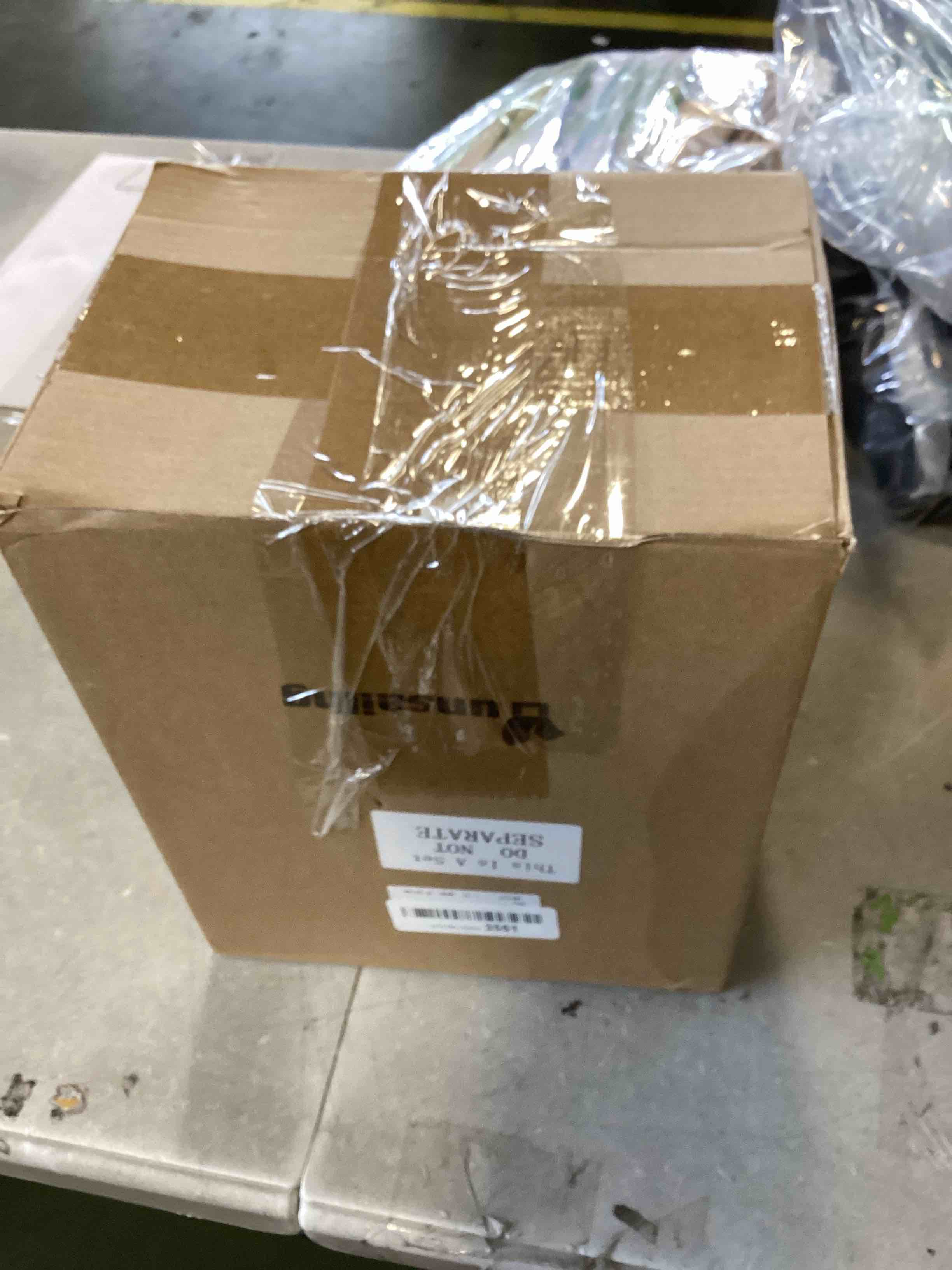 https://s3.amazonaws.com/lotting-images-prod/bidfta/YEL6499251_1717791312492.jpeg
