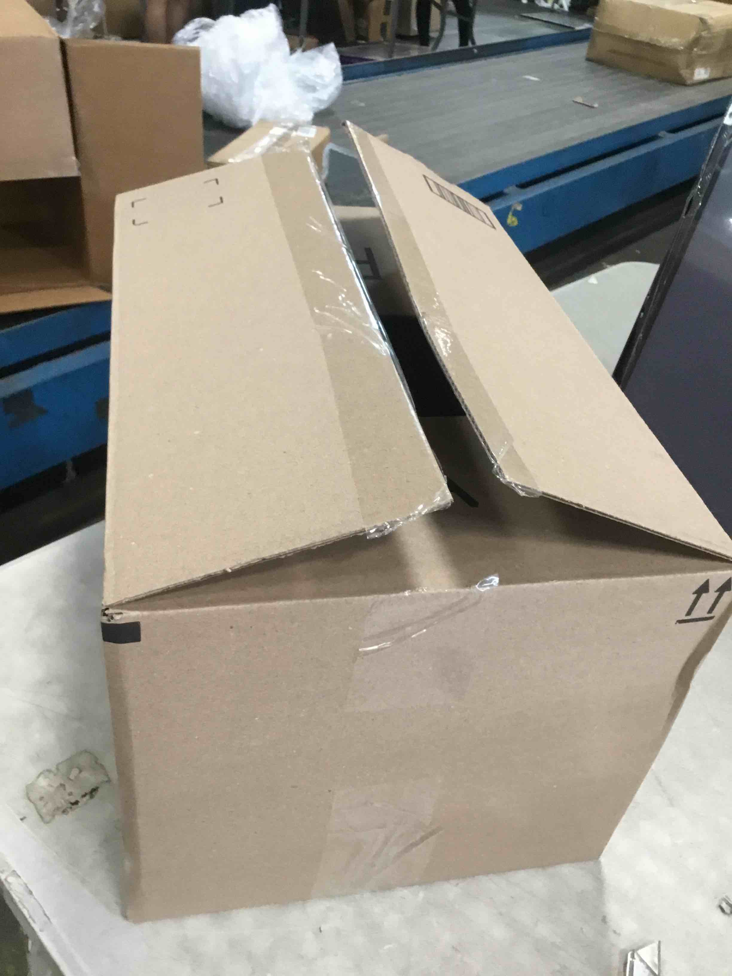 https://s3.amazonaws.com/lotting-images-prod/bidfta/YEL6500251_1716924162850.jpeg