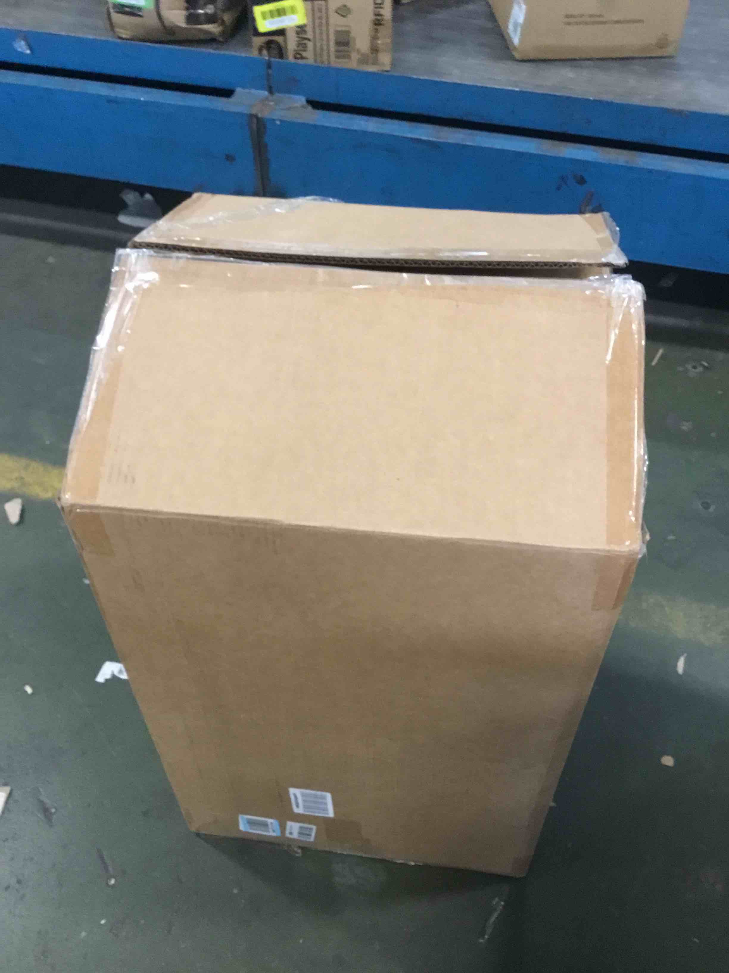 https://s3.amazonaws.com/lotting-images-prod/bidfta/YEL6500258_1716924921140.jpeg