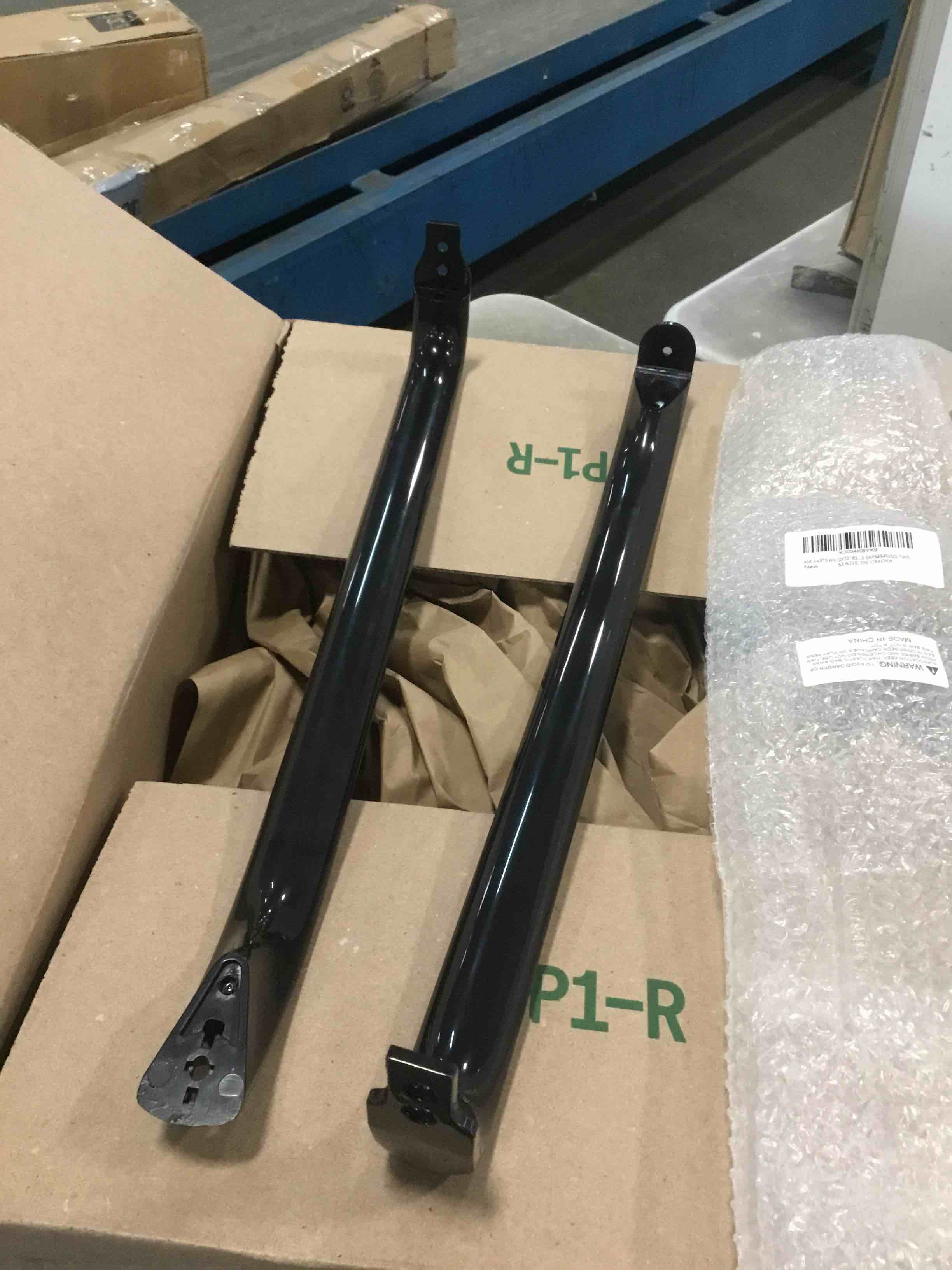 https://s3.amazonaws.com/lotting-images-prod/bidfta/YEL6500546_1717070649522.jpeg