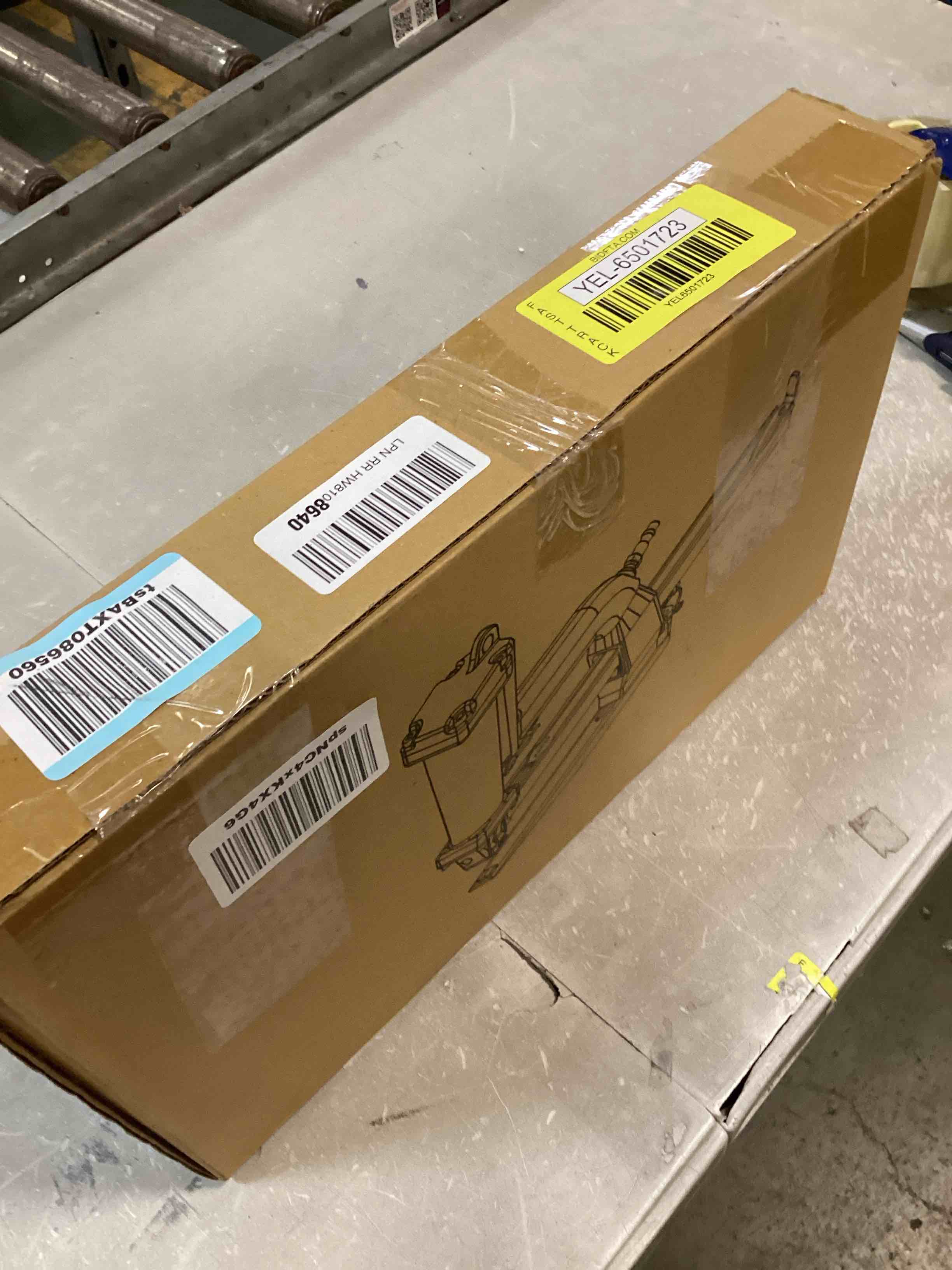 https://s3.amazonaws.com/lotting-images-prod/bidfta/YEL6501723_1716913632800.jpeg