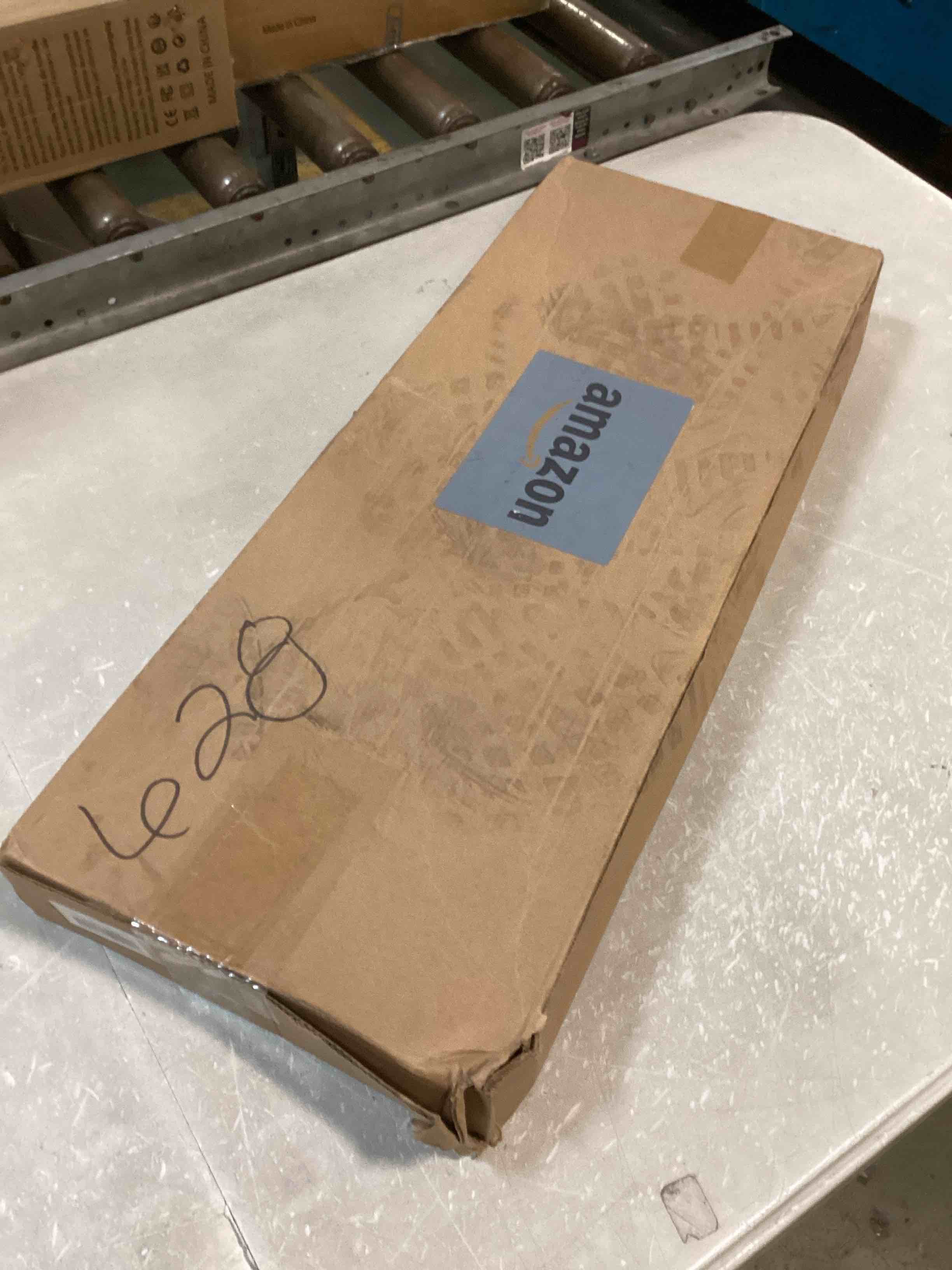 https://s3.amazonaws.com/lotting-images-prod/bidfta/YEL6501998_1717004337125.jpeg
