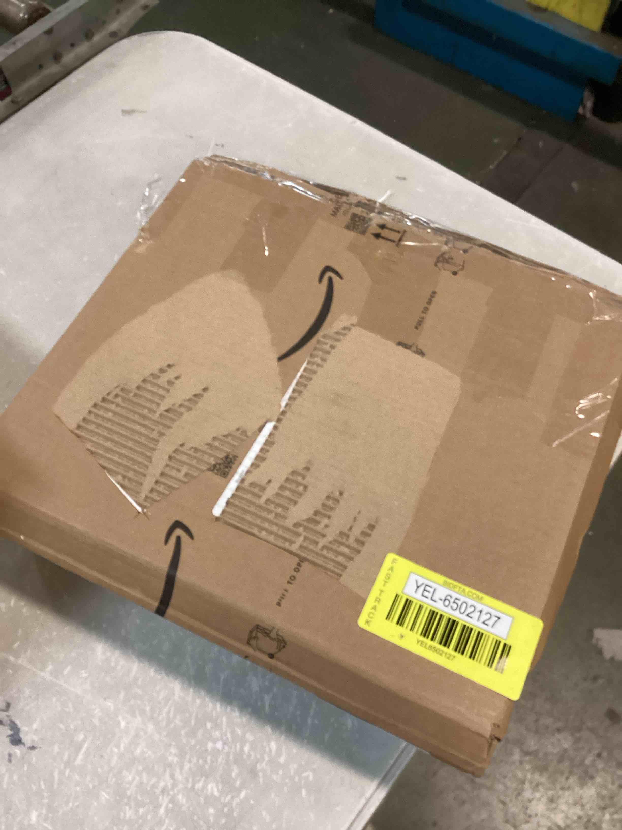 https://s3.amazonaws.com/lotting-images-prod/bidfta/YEL6502127_1717075965186.jpeg