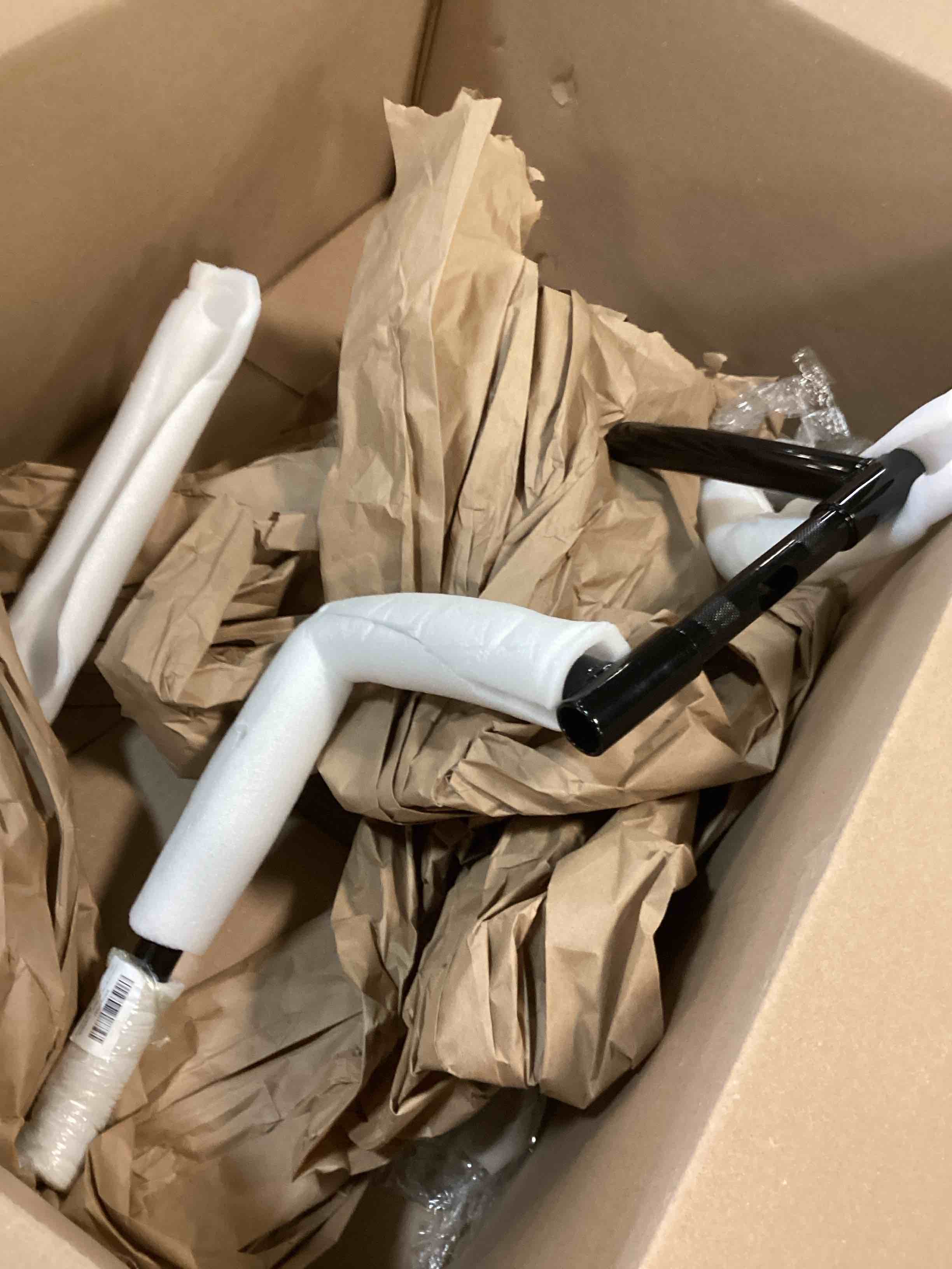 https://s3.amazonaws.com/lotting-images-prod/bidfta/YEL6502448_1717171726955.jpeg