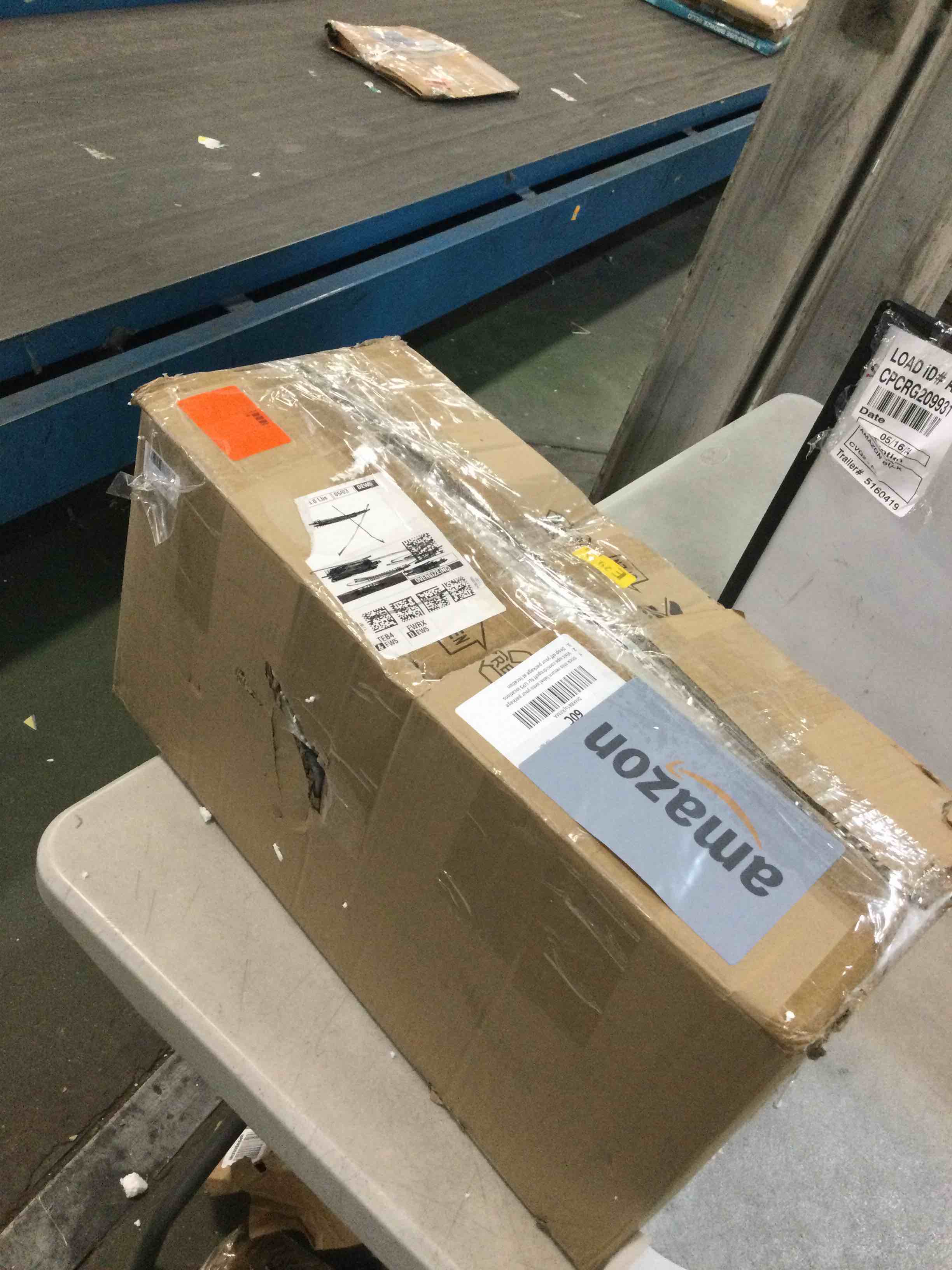 https://s3.amazonaws.com/lotting-images-prod/bidfta/YEL6503131_1716644004847.jpeg