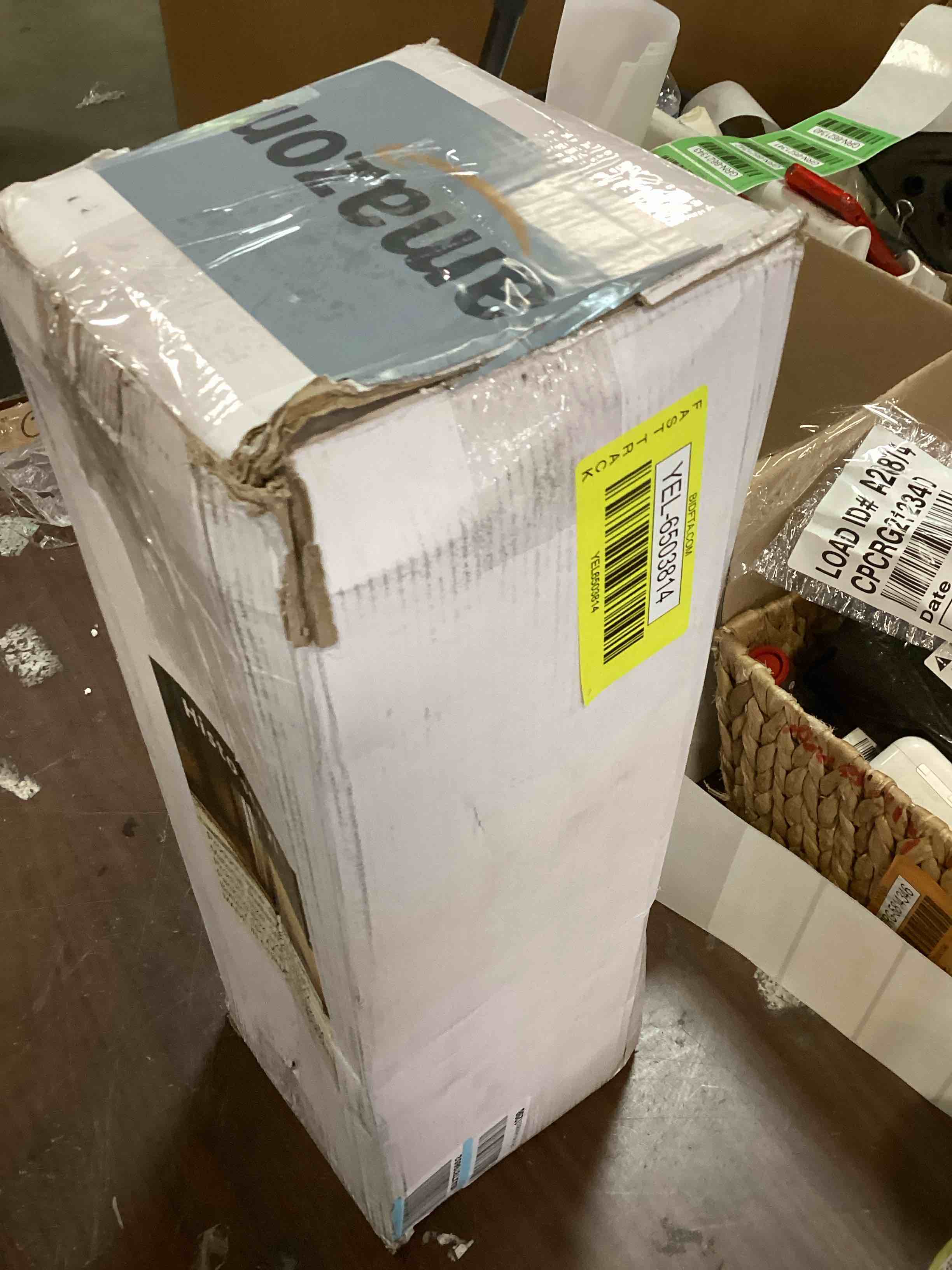 https://s3.amazonaws.com/lotting-images-prod/bidfta/YEL6503814_1717083283681.jpeg