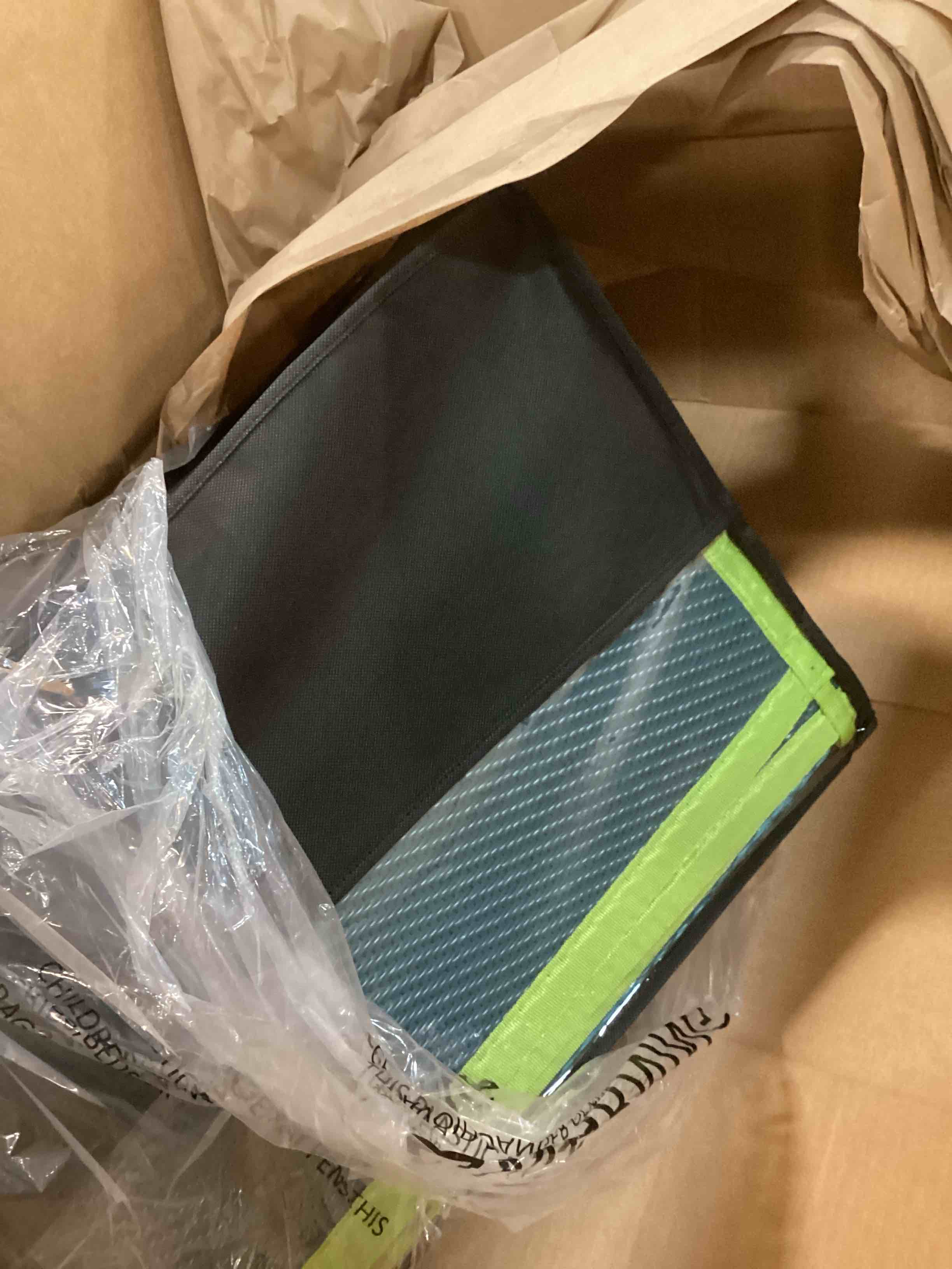 https://s3.amazonaws.com/lotting-images-prod/bidfta/YEL6504224_1717240563602.jpeg