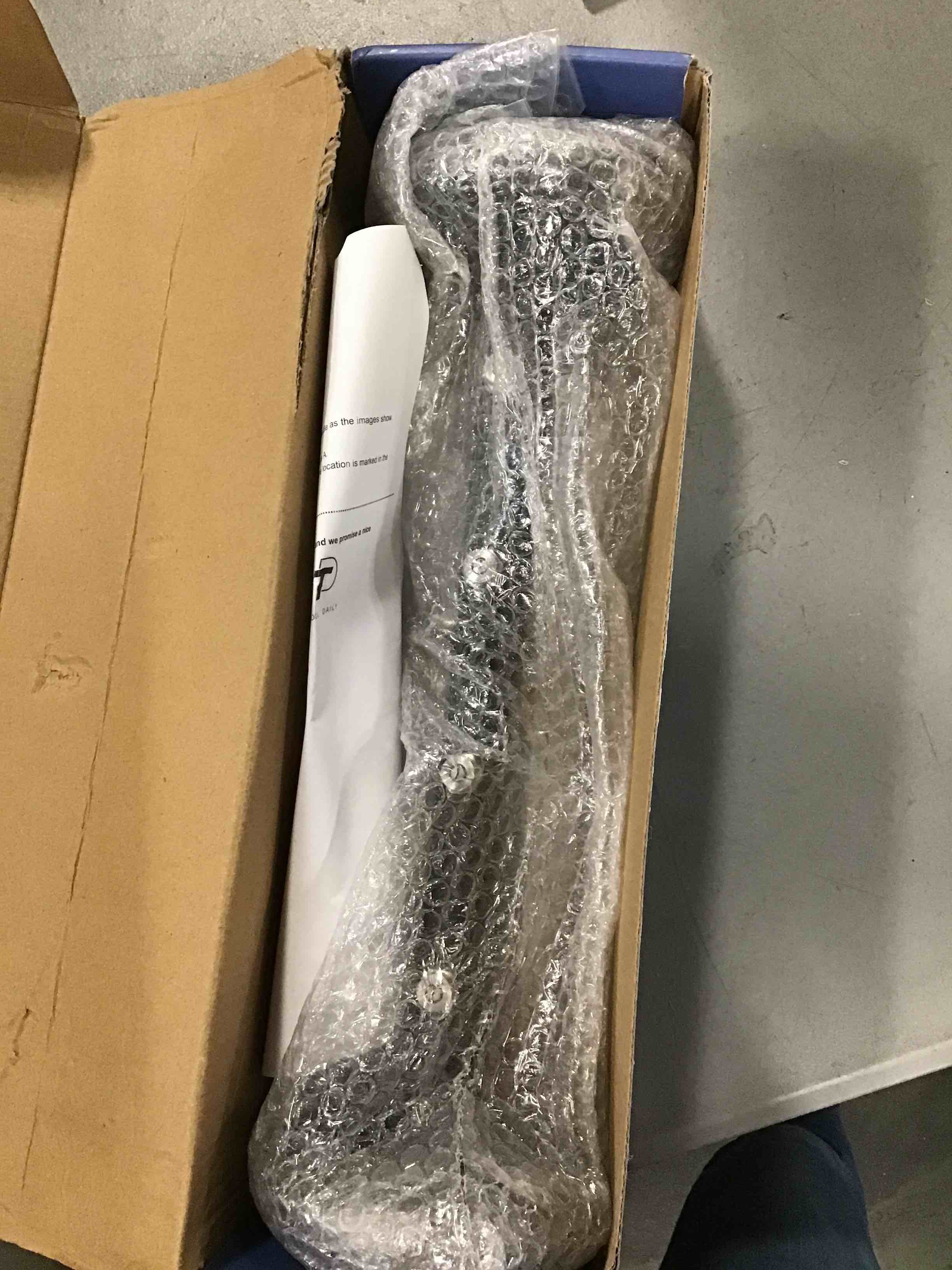 https://s3.amazonaws.com/lotting-images-prod/bidfta/YEL6504491_1716902289402.jpeg