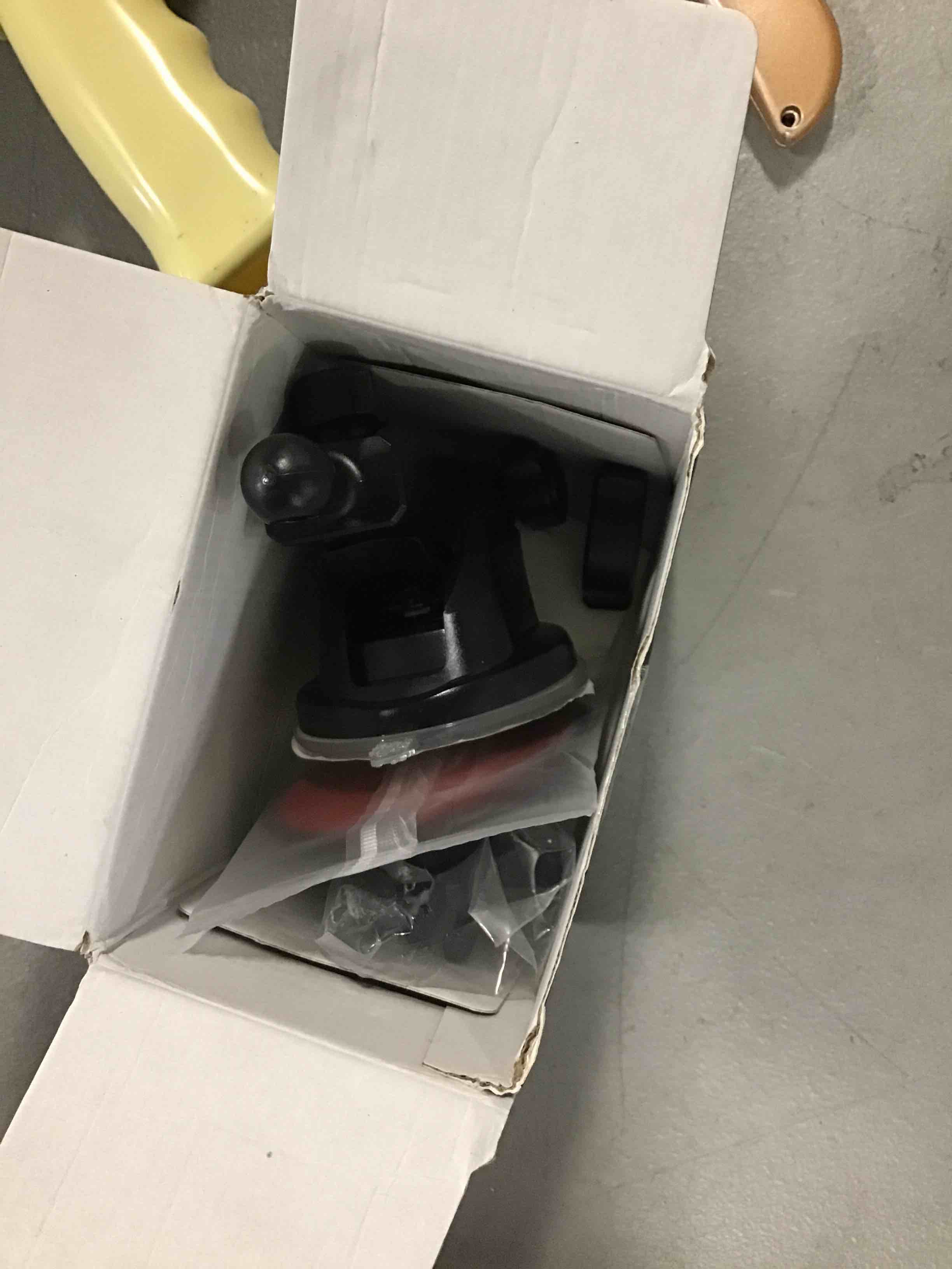https://s3.amazonaws.com/lotting-images-prod/bidfta/YEL6504508_1716903594037.jpeg